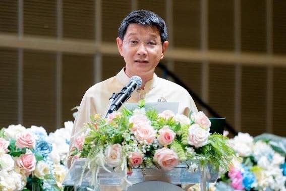 พช.หนองคาย ร่วมงานประกวดผ้าลายพระราชทาน “ผ้าลายสิริวชิราภรณ์” และงานหัตถกรรมระดับ ภาคตะวันออกฉียงเหนือ ตามโครงการส่งเสริมภูมิปัญญาและพัฒนาศักยภาพผ้าไทยและงานหัตถกรรม สู่การเป็นแฟชั่นแห่งความยั่งยืน