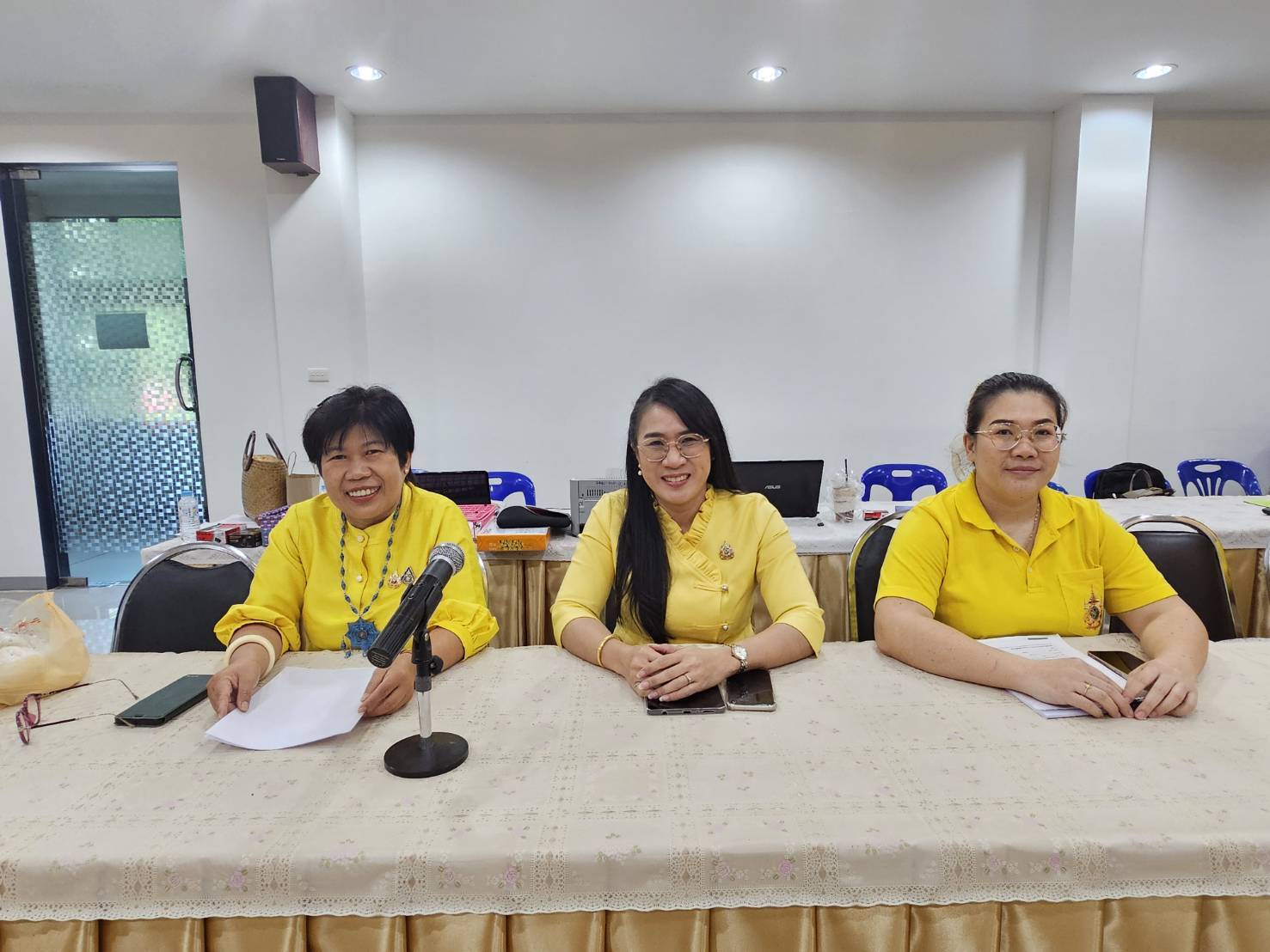 พช.หนองคาย ประชุมคณะทำงานรับสมัคร บันทึก ประมวลผลข้อมูล และเตรียมผลิตภัณฑ์เพื่อจัดส่งเข้าร่วมคัดสรรสุดยอด หนึ่งตำบล หนึ่งผลิตภัณฑ์ไทย (OTOP Product Champion : OPC)