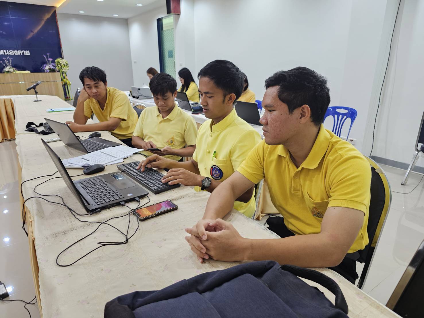 พช.หนองคาย ประชุมคณะทำงานรับสมัคร บันทึก ประมวลผลข้อมูล และเตรียมผลิตภัณฑ์เพื่อจัดส่งเข้าร่วมคัดสรรสุดยอด หนึ่งตำบล หนึ่งผลิตภัณฑ์ไทย (OTOP Product Champion : OPC)