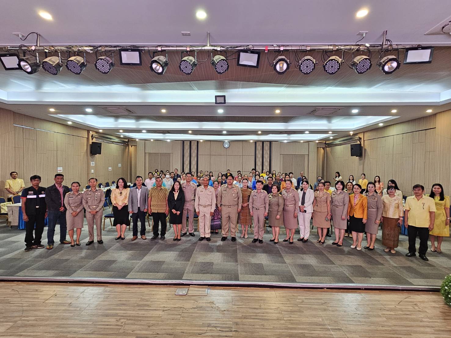 หนองคาย ดำเนินการคัดสรรสุดยอด หนึ่งตำบล หนึ่งผลิตภัณฑ์ไทย (OTOP Product Champion : OPC) ยกระดับผลิตภัณฑ์ท้องถิ่นสู่ตลาดโลก