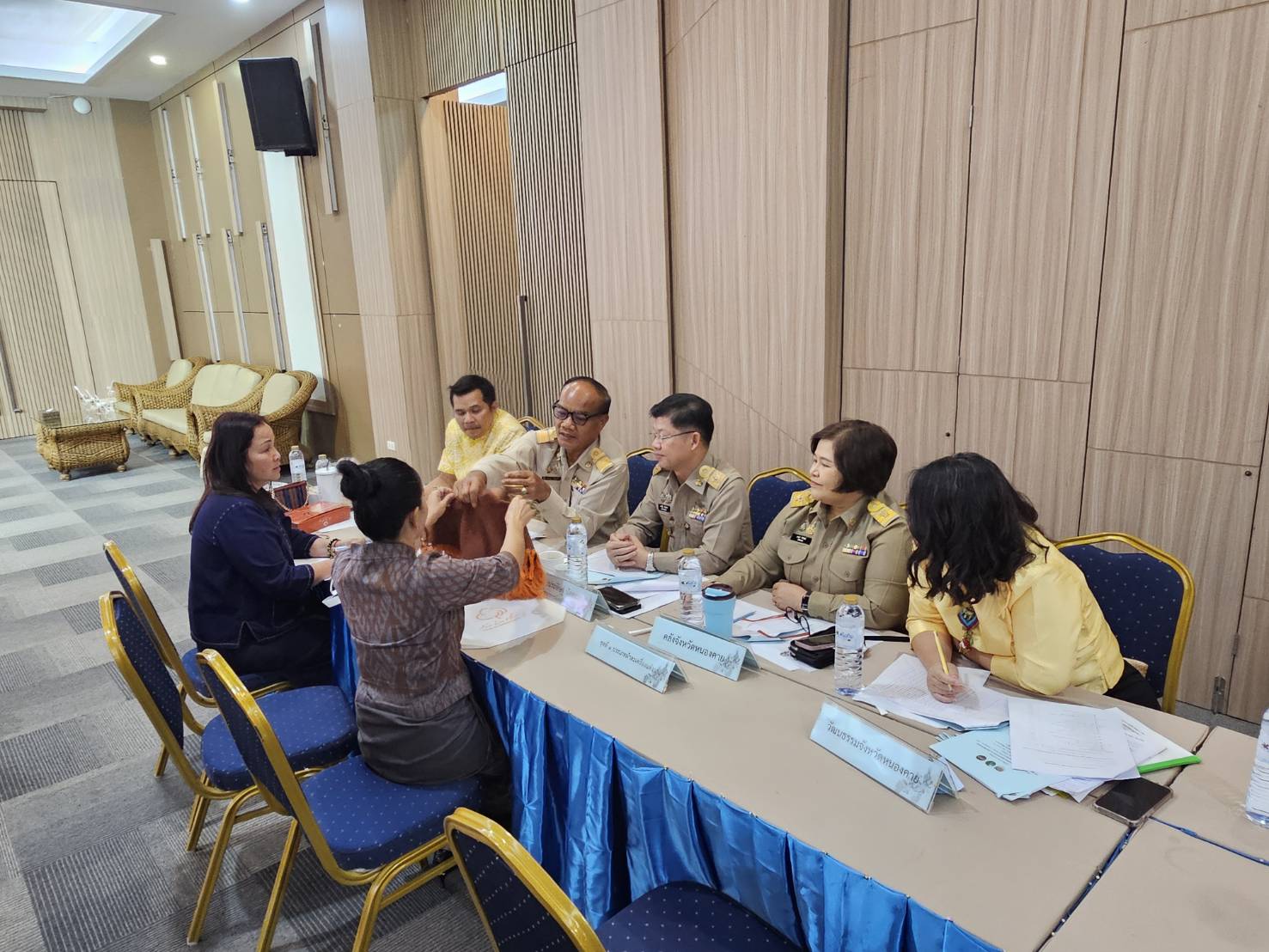 หนองคาย ดำเนินการคัดสรรสุดยอด หนึ่งตำบล หนึ่งผลิตภัณฑ์ไทย (OTOP Product Champion : OPC) ยกระดับผลิตภัณฑ์ท้องถิ่นสู่ตลาดโลก