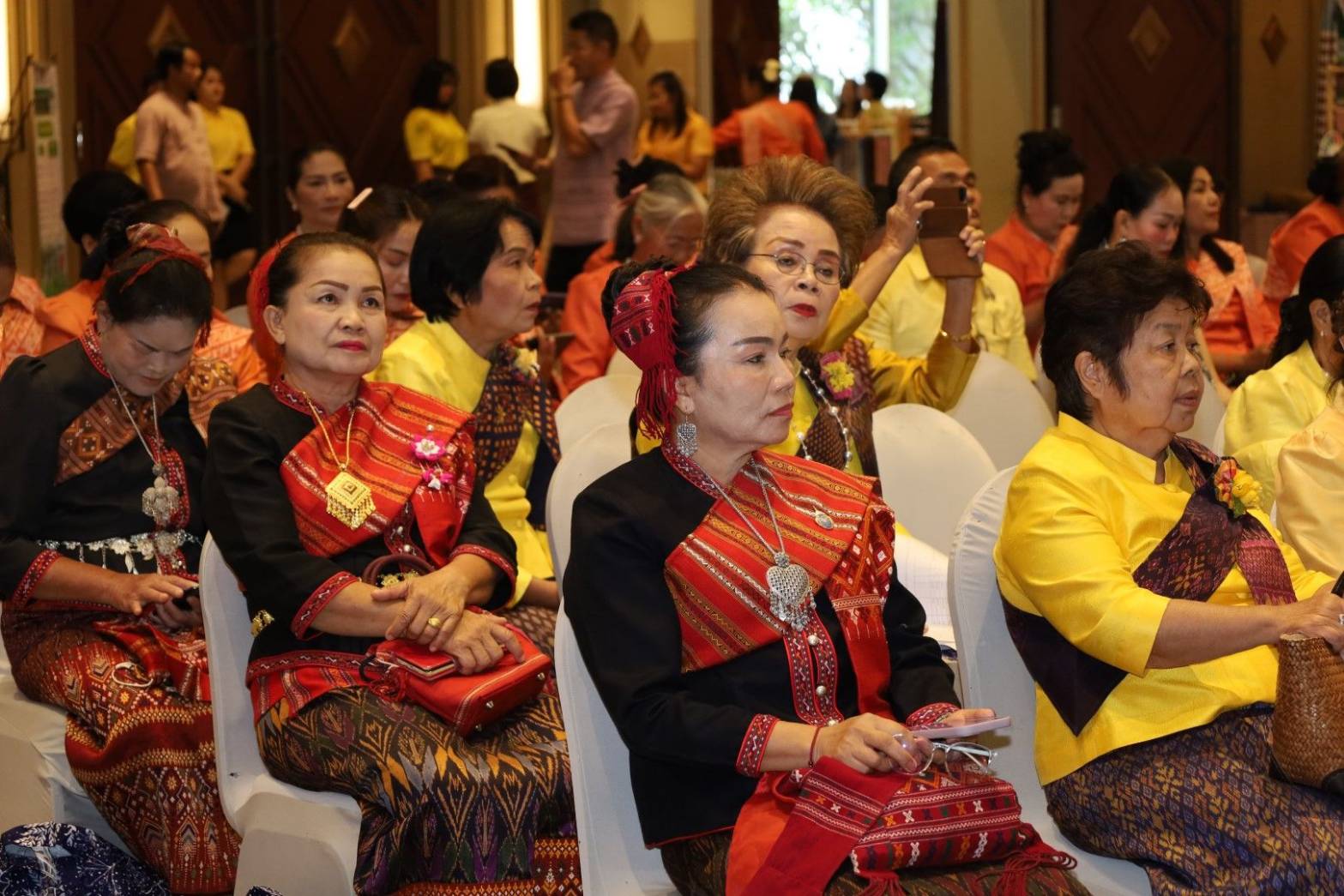 พช.หนองคาย ร่วมโครงการพัฒนาศักยภาพคณะกรรมการพัฒนาสตรีภาคตะวันออกเฉียงเหนือ ในการขับเคลื่อนงานพัฒนาชุมชน ประจำปี 2567