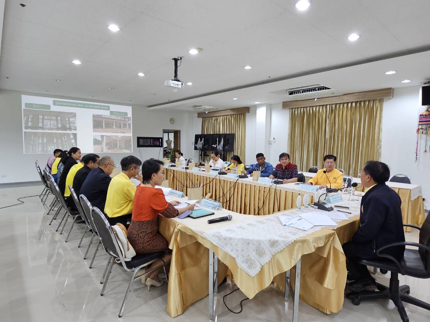 จ.หนองคาย ดำเนินการประชุมคณะกรรมการขับเคลื่อนศูนย์แสดงและจำหน่ายผลิตภัณฑ์ OTOP จังหวัดหนองคาย ครั้งที่ 2/2567