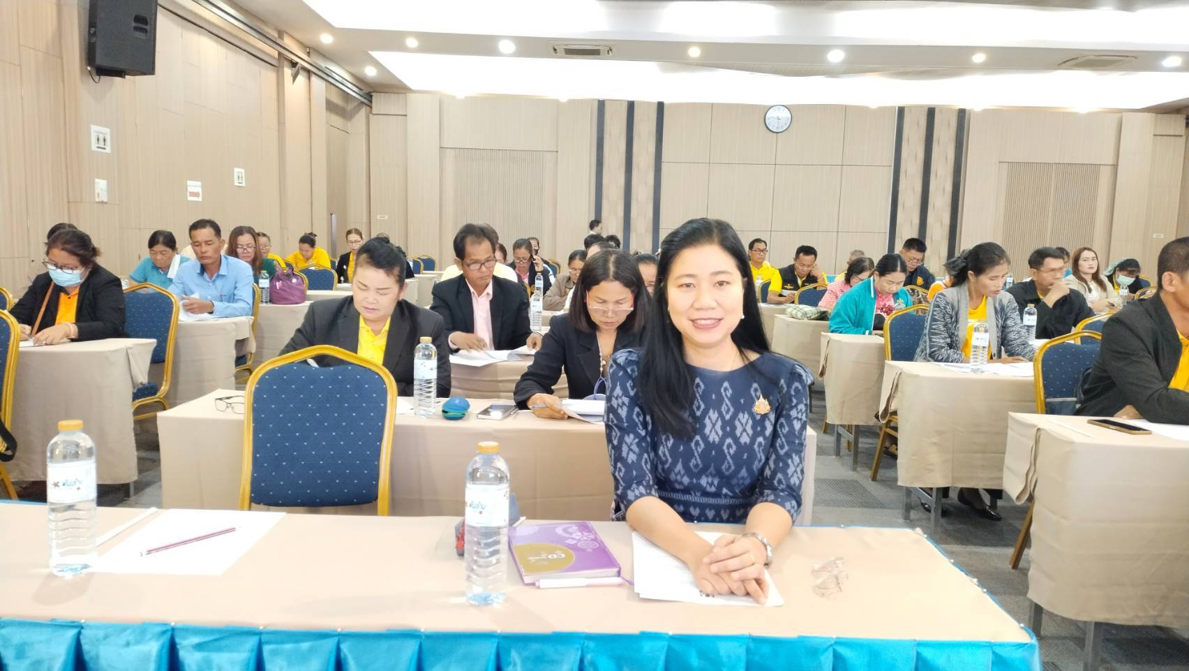 พช.หนองคาย เข้าร่วมโครงการฝึกอบรมกฎหมาย ระเบียบ ข้อบังคับ และกฎหมายที่เกี่ยวข้องกับกองทุนหมู่บ้านและชุมชนเมืองแห่งชาติ ฉบับปรับปรุงใหม่ และการแก้ไขปัญหาหนี้ค้างชำระอันเกิดจากการกู้ยืมเงินของธนาคาร (บัญชีที่ 3) ประจำปีงบประมาณ พ.ศ 2567