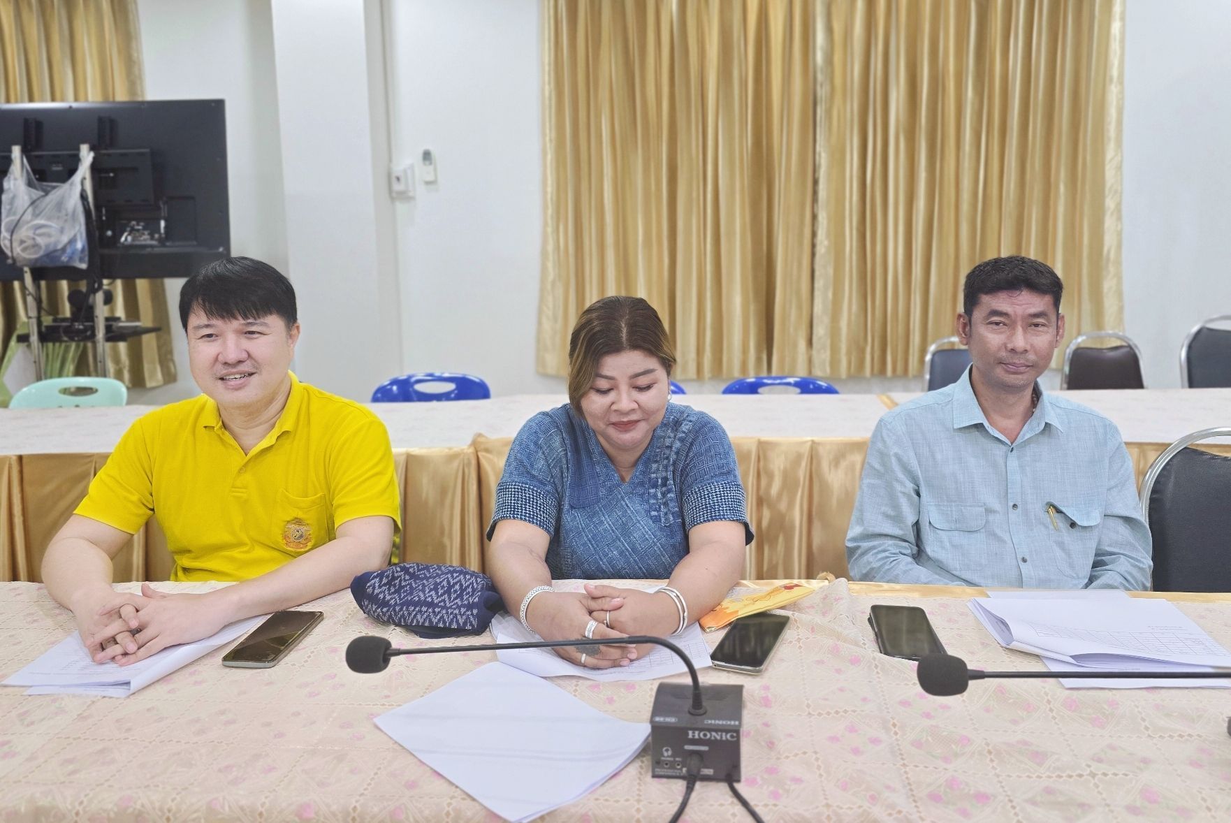 จังหวัดหนองคาย ดำเนินการประชุมคณะกรรมการเครือข่าย 1 ตำบล 1 ผลิตภัณฑ์ (OTOP) ระดับจังหวัด และเตรียมความพร้อมการจัดงาน “ฮักมั่นผูกพัน สานสัมพันธ์ สองฝั่งโขง”