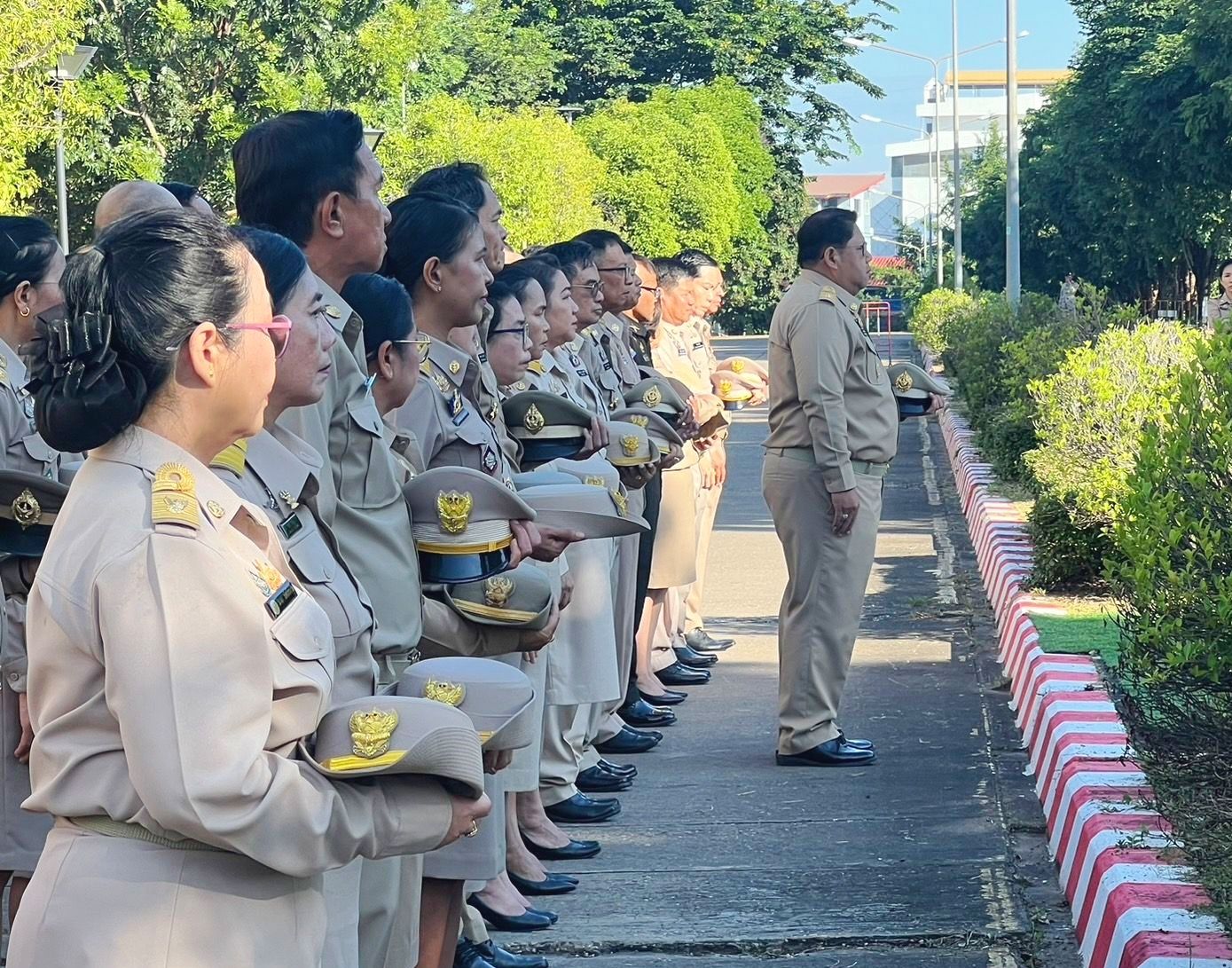 สำนักงานพัฒนาชุมชนจังหวัดหนองคาย ร่วมกิจกรรมเนื่องในวันพระราชทานธงชาติไทย 28 กันยายน (Thai National Flag Day) ประจำปี 2567