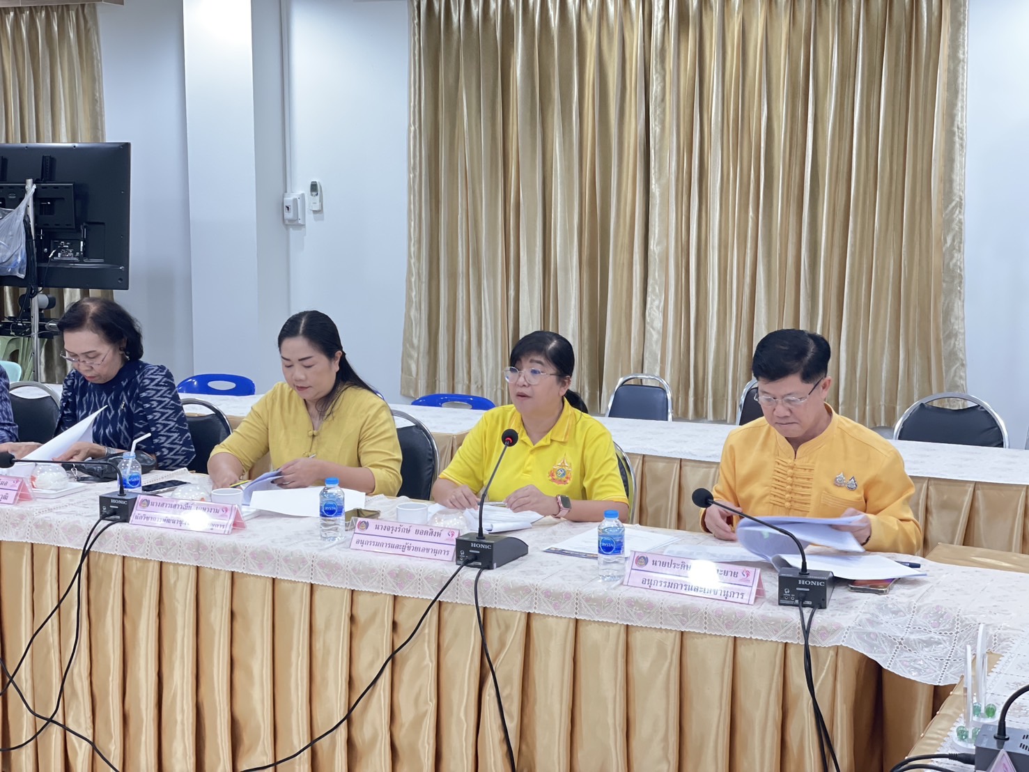 พช.หนองคาย ดำเนินการประชุมคณะอนุกรรมการบริหารกองทุนพัฒนาบทบาทสตรีระดับจังหวัด ครั้งที่ 6/2567