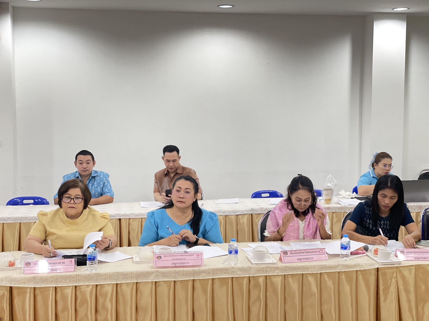 พช.หนองคาย ดำเนินการประชุมคณะอนุกรรมการบริหารกองทุนพัฒนาบทบาทสตรีระดับจังหวัด ครั้งที่ 6/2567