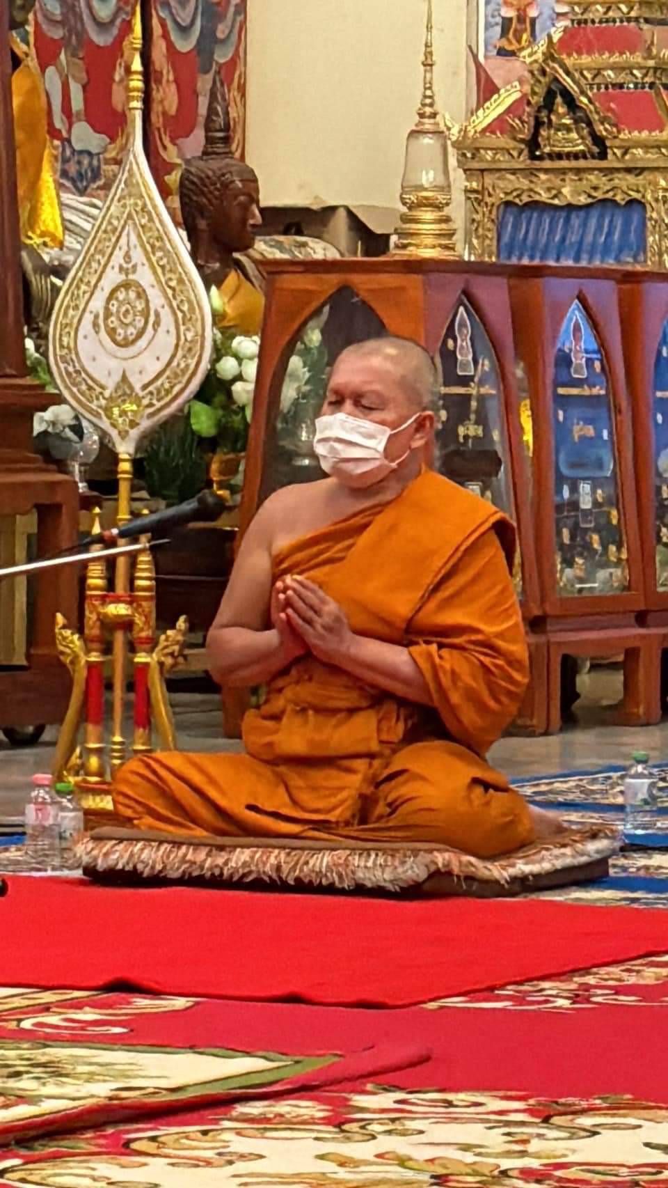 พช.หนองคาย ร่วมพิธีสวดพระพุทธมนต์และเจริญจิตตภาวนา เพื่อร่วมแสดงความเสียใจกรณีอุบัติเหตุของโรงเรียนวัดเขาพระยาสังฆาราม