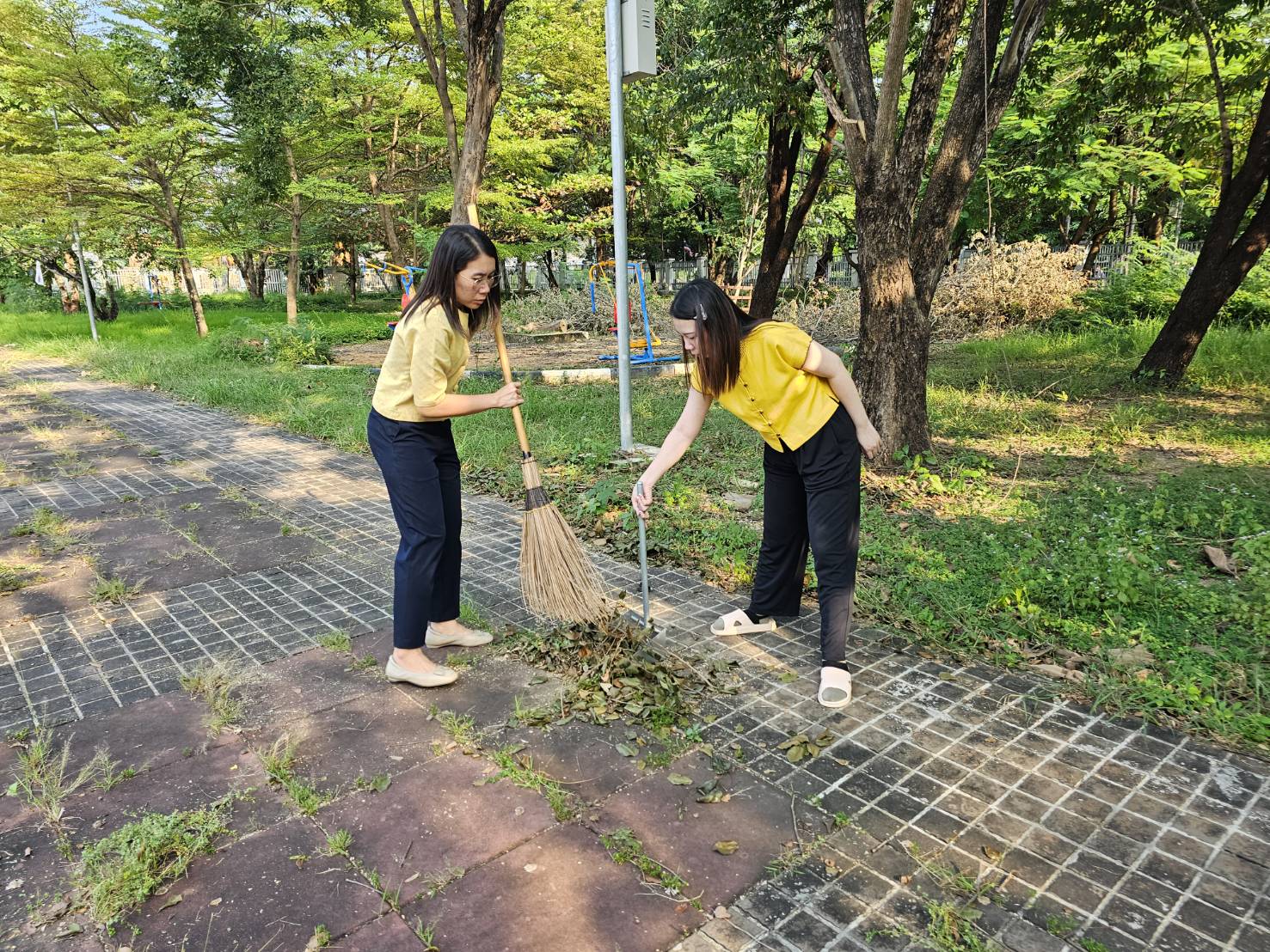 พช.หนองคาย ร่วมกิจกรรม Big Cleaning Day เพื่อเฉลิมพระเกียรติพระบาทสมเด็จพระเจ้าอยู่หัว เนื่องในโอกาสพระราชพิธีมหามงคลเฉลิมพระชนมพรรษา 6 รอบ 28 กรกฎาคม 2567