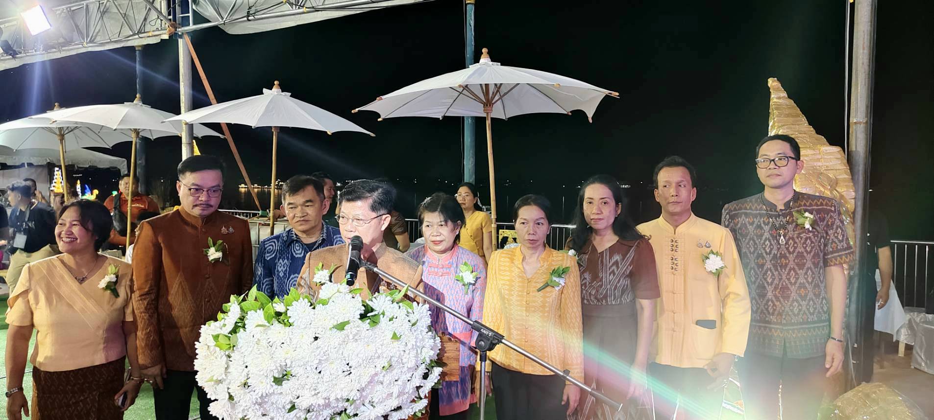 พช.หนองคาย จัดงานอย่างยิ่งใหญ่ “มหัศจรรย์ บั้งไฟพญานาค OTOP หนองคาย 2024” ปรากฏการณ์แห่งธรรมชาติ งานเทศกาลออกพรรษา และ บั้งไฟพญานาคโลก ประจำปี 2567 เพื่อกระตุ้นเศรษฐกิจฐานรากมั่นคง ชุมชนเข้มแข็งอย่างยั่งยืน”