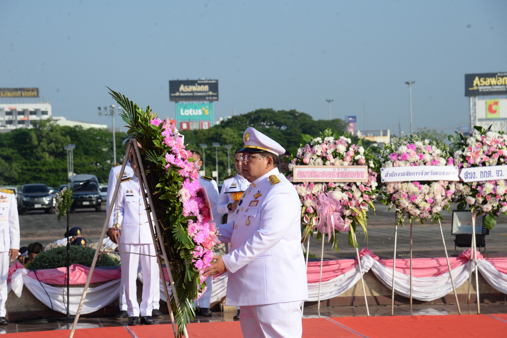 พช.หนองคาย ร่วมพิธีถวายราชสักการะเนื่องใน “วันคล้ายวันสวรรคต พระบาทสมเด็จพระจุลจอมเกล้าเจ้าอยู่หัว” วันปิยมหาราช ประจำปีพุทธศักราช 2567