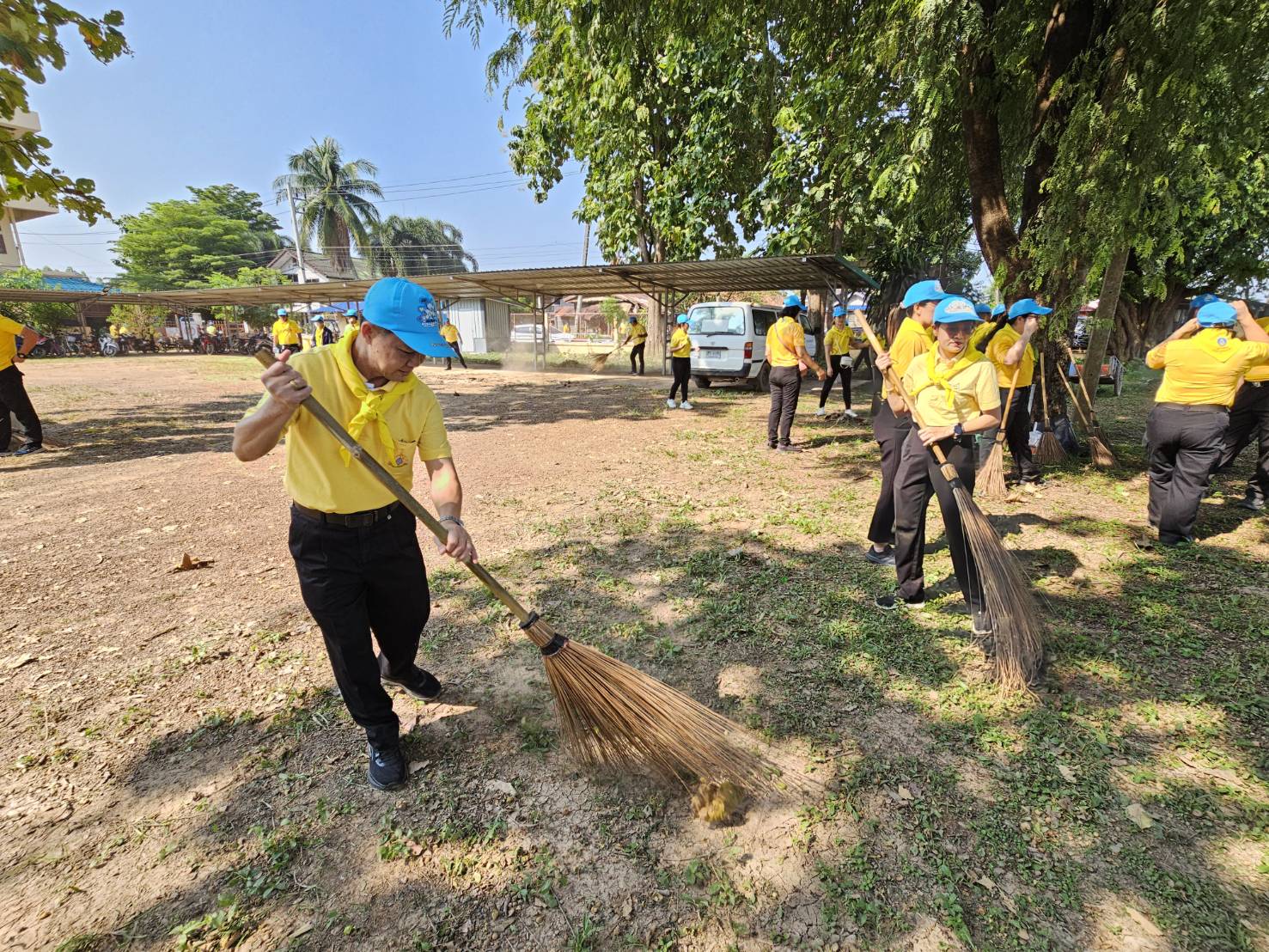 พช.หนองคาย ร่วมกิจกรรมจิตอาสาพัฒนาเนื่องในวันนวมินทรมหาราช