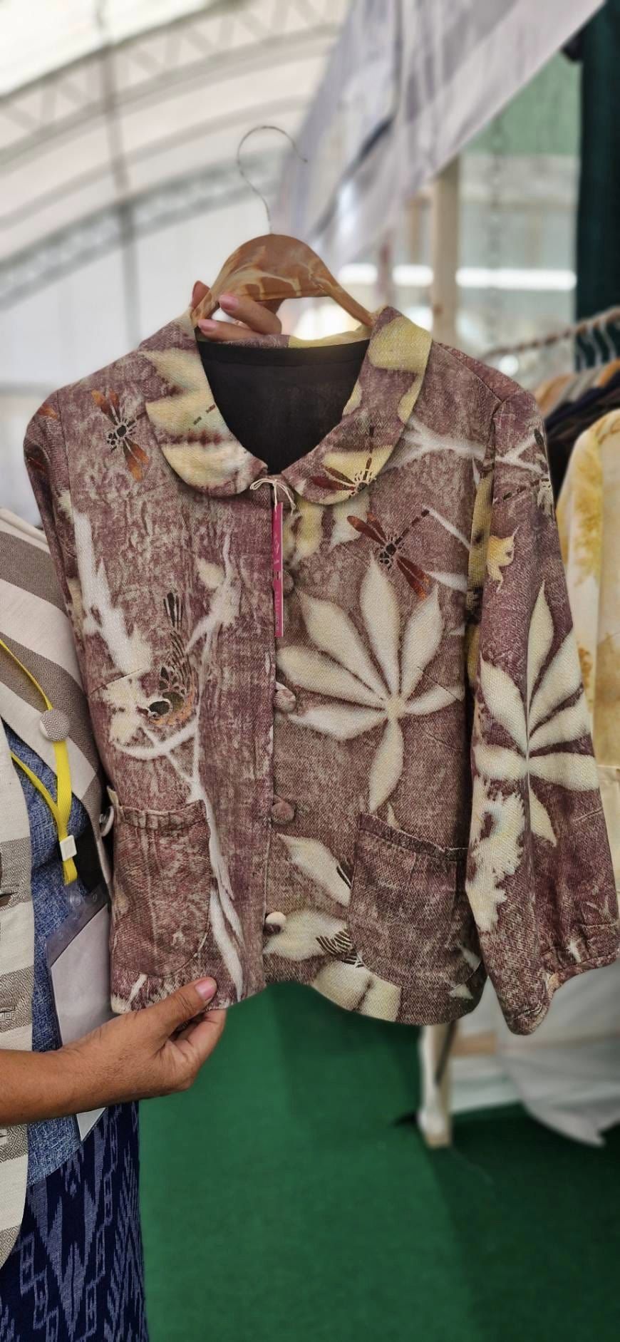 เริ่มแล้ว!! OTOP เชื่อมสัมพันธ์ไทย-ลาว “ฮักกันมั่นแก่น ค้าขายร่วมกัน สานสัมพันธ์ สองแผ่นดิน” ชม ชิม ช้อป ผลิตภัณฑ์ OTOP หนองคาย-กลุ่มจังหวัดสบายดี-ส.ป.ป.ลาว ม่วนซื่นกับกิจกรรมความบันเทิงตลอดงาน