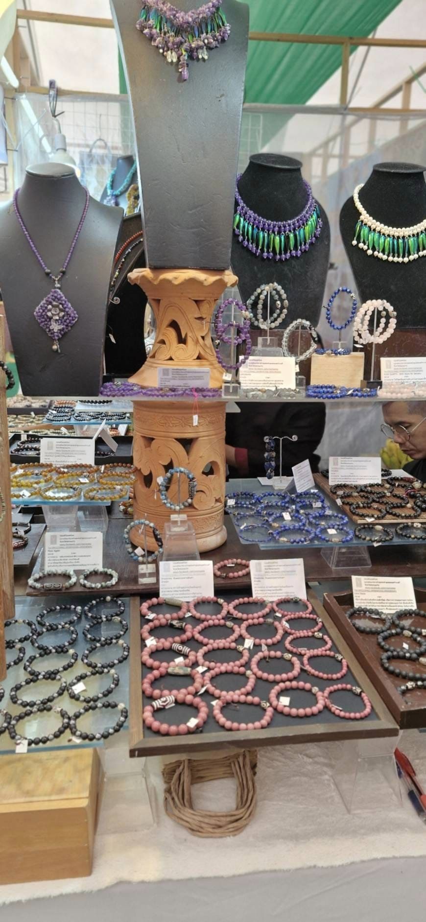 เริ่มแล้ว!! OTOP เชื่อมสัมพันธ์ไทย-ลาว “ฮักกันมั่นแก่น ค้าขายร่วมกัน สานสัมพันธ์ สองแผ่นดิน” ชม ชิม ช้อป ผลิตภัณฑ์ OTOP หนองคาย-กลุ่มจังหวัดสบายดี-ส.ป.ป.ลาว ม่วนซื่นกับกิจกรรมความบันเทิงตลอดงาน