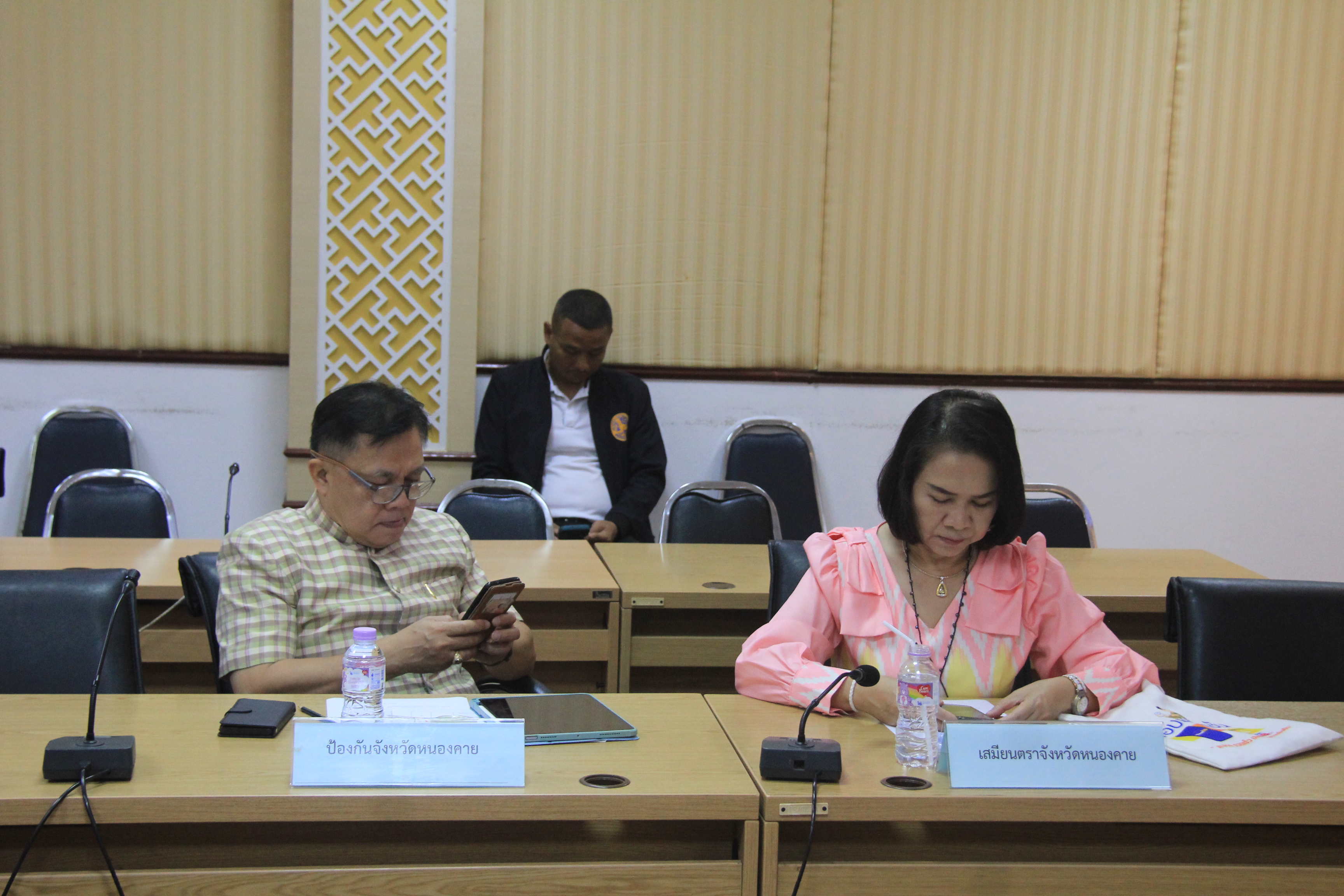 พช.หนองคาย ร่วมการประชุมมอบนโยบายของผู้บริหารกระทรวงมหาดไทย ประจำปีงบประมาณ พ.ศ. 2568 ผ่านระบบวีดิทัศน์ทางไกล (VCS)