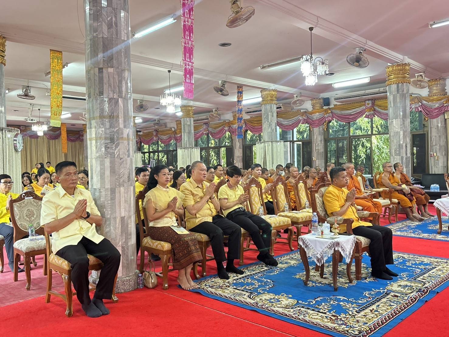 พช.หนองคาย ร่วมพิธีเจริญพระพุทธมนต์และการเจริญจิตตภาวนาถวายพระพรชัยมงคล แด่พระบาทสมเด็จพระเจ้าอยู่หัว เนื่องในโอกาสมหามงคล เฉลิมพระชนมพรรษา 6 รอบ 28 กรกฎาคม 2567