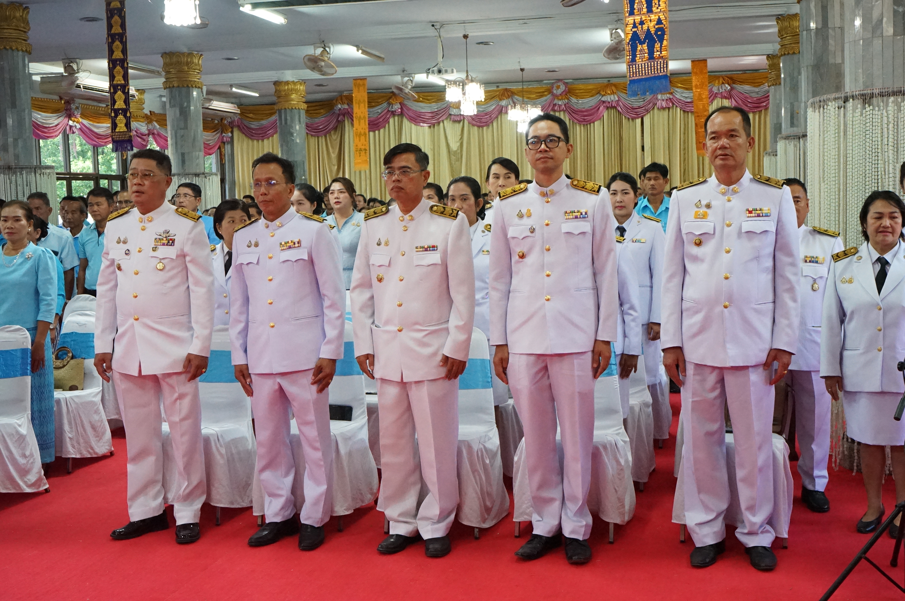 จังหวัดหนองคาย จัดพิธีมอบเงินพระราชทานขวัญถุงกองทุนแม่ของแผ่นดินและทอดผ้าป่าสมทบกองทุนแม่ของแผ่นดินและกองทุนป้องกันแก้ไขปัญหายาเสพติด ประจำปี 2567 เนื่องในโอกาสวันกองทุนแม่ของแผ่นดิน ภายใต้แนวคิด “2 ทศวรรษ กองทุนแม่ของแผ่นดิน ครอบครัวอบอุ่น ชุมชนเข้มแข็ง”