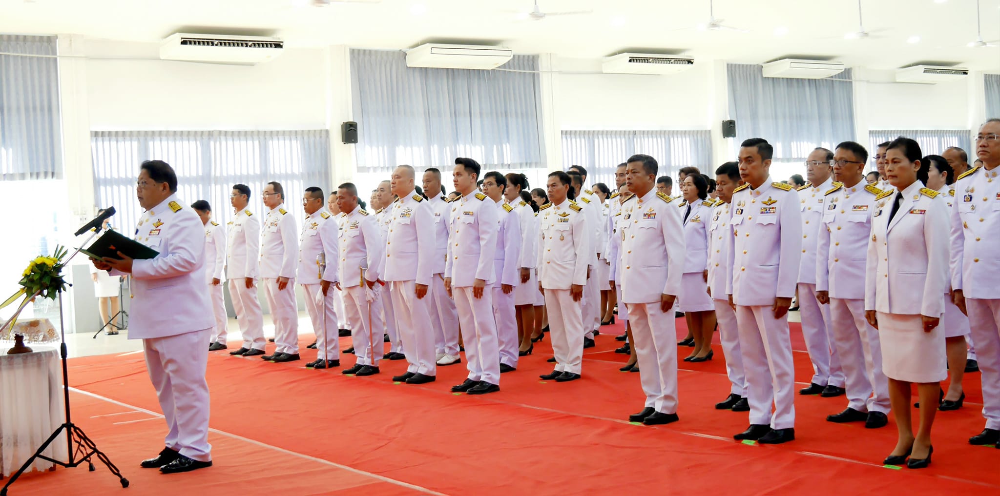พช.หนองคาย ร่วมพิธีวางพานพุ่มดอกไม้สดถวายราชสักการะ พระบาทสมเด็จพระบรมชนกาธิเบศร มหาภูมิพลอดุลยเดชมหาราช บรมนาถบพิตร เนื่องในวันพระบิดาแห่งฝนหลวง ประจำปี 2567