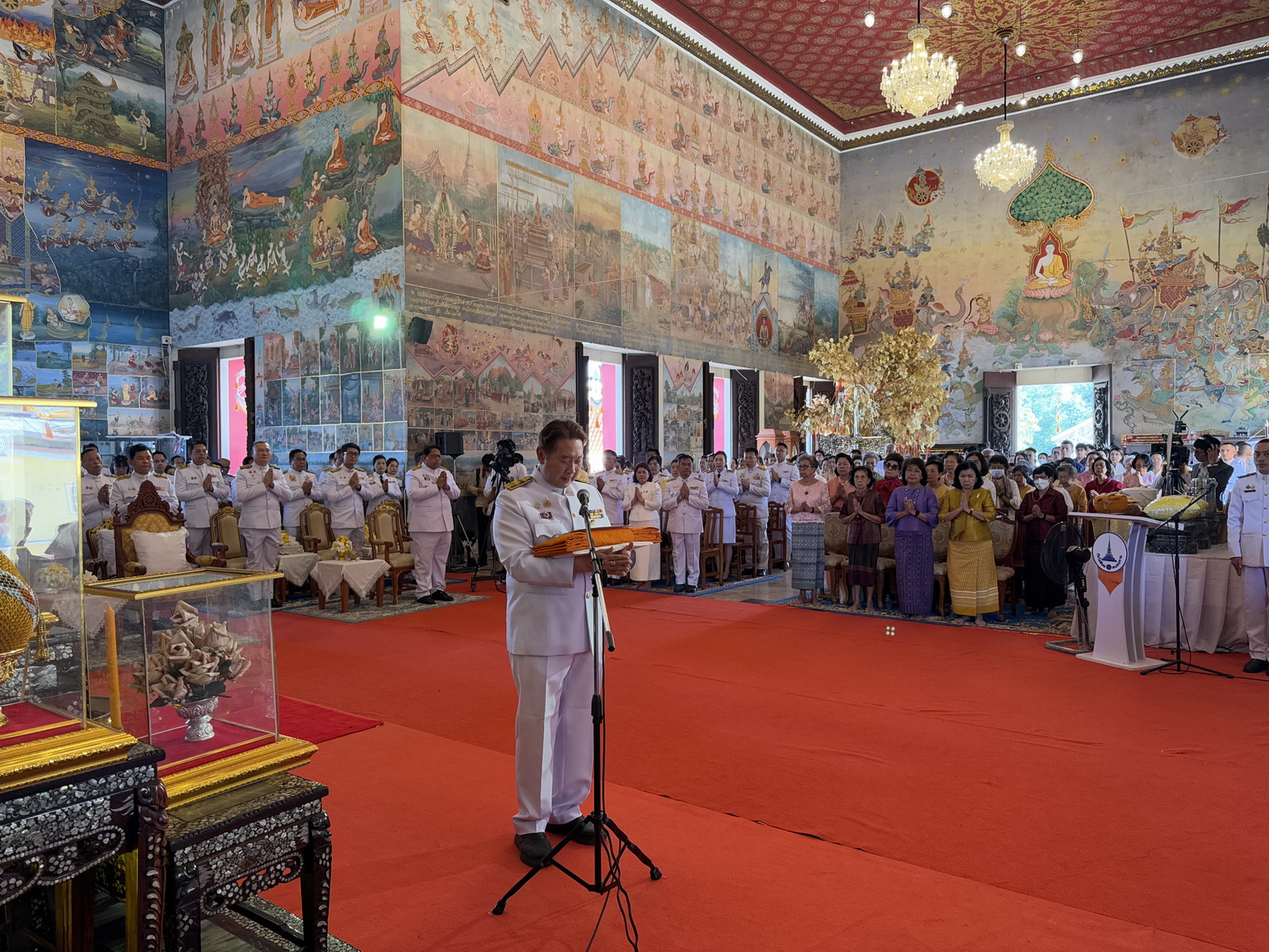 พช.หนองคาย ร่วมพิธีถวายผ้ากฐินพระราชทาน วัดโพธิ์ชัยพระอารามหลวง