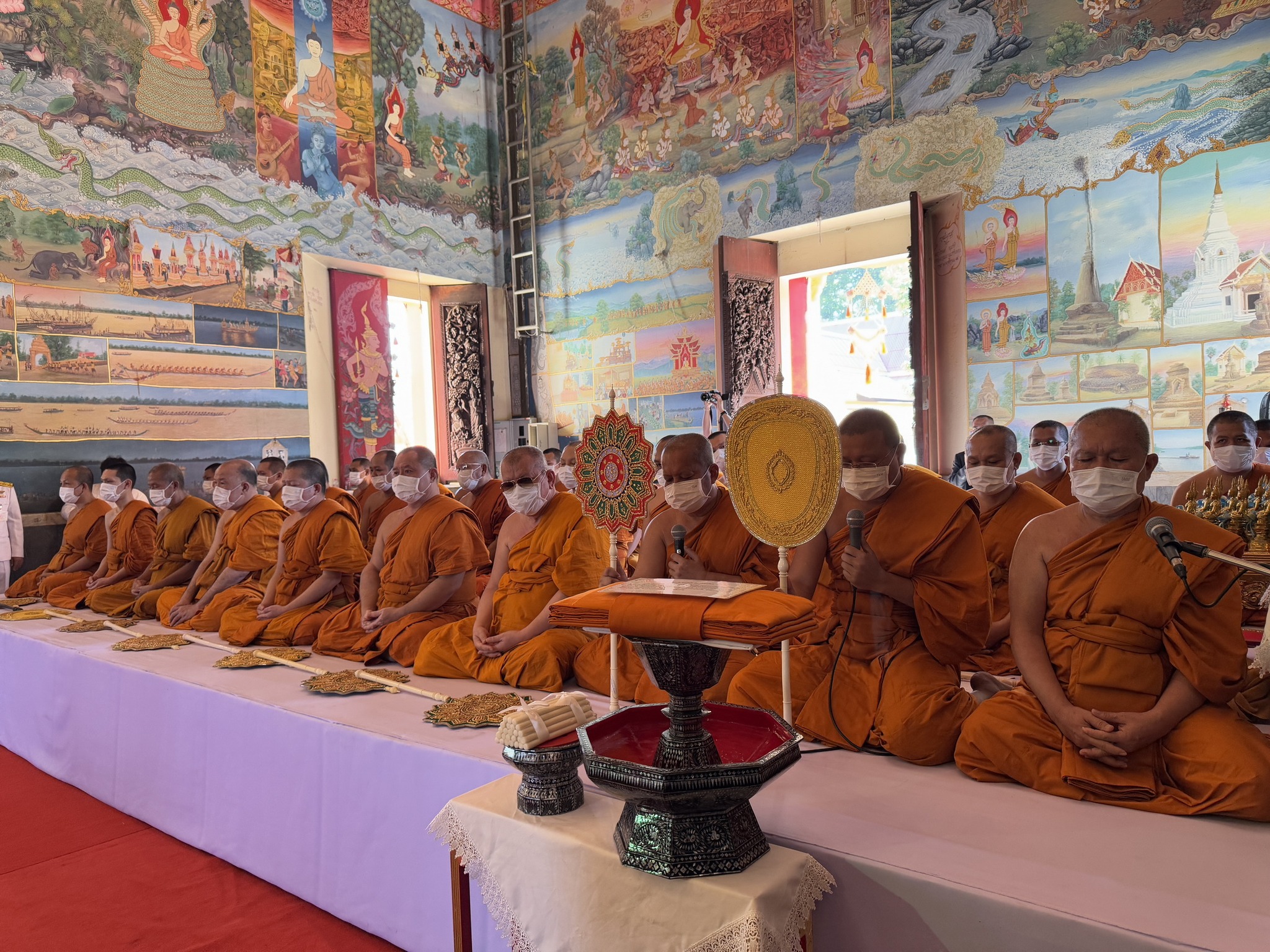 พช.หนองคาย ร่วมพิธีถวายผ้ากฐินพระราชทาน วัดโพธิ์ชัยพระอารามหลวง