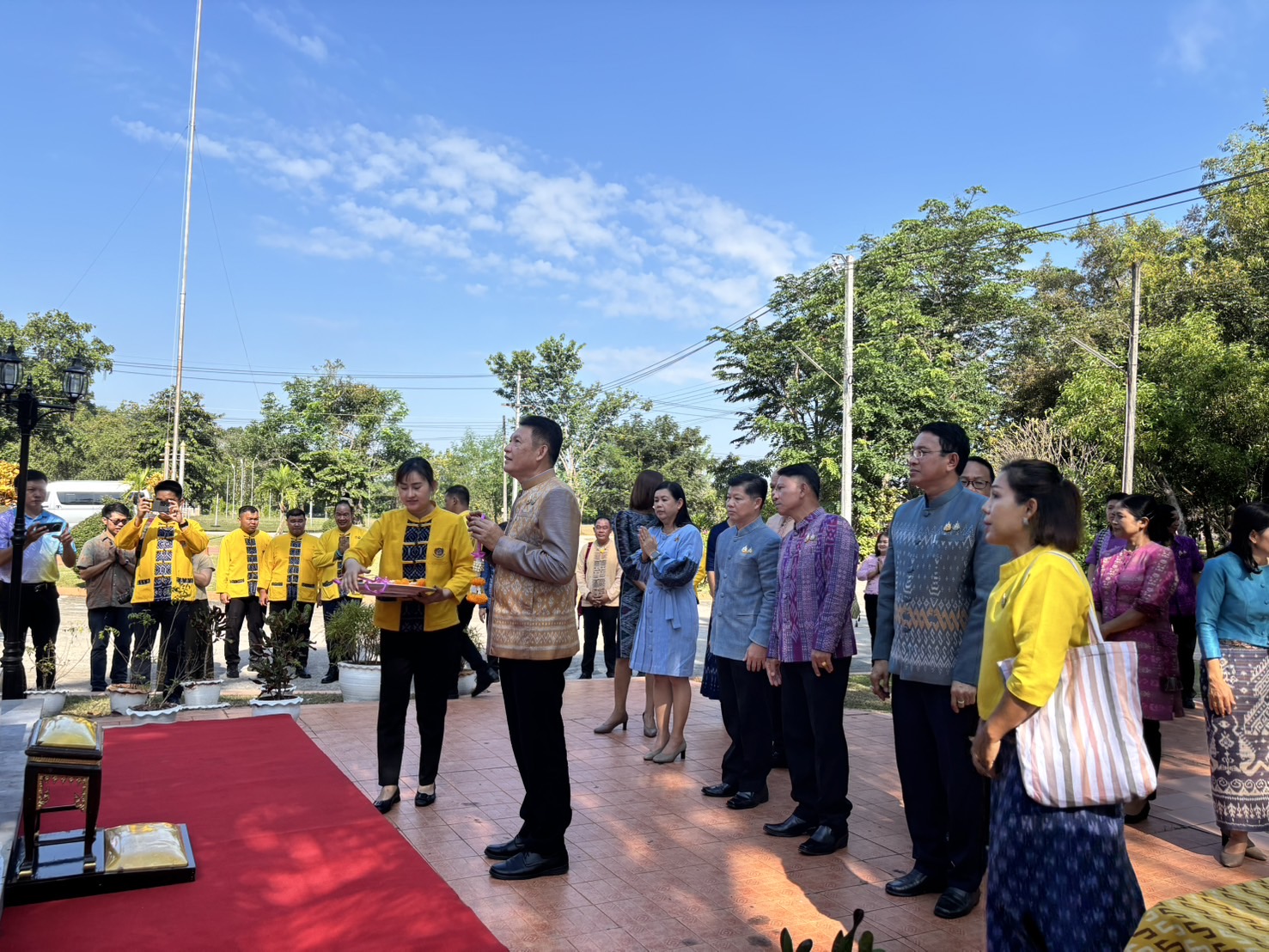 พช.หนองคาย ร่วมต้อนรับผู้ตรวจราชการกรมการพัฒนาชุมชน เนื่องในโอกาสย้ายมาปฏิบัติหน้าที่ ผู้อำนวยการศูนย์ศึกษาและพัฒนาชุมชนอุดรธานี