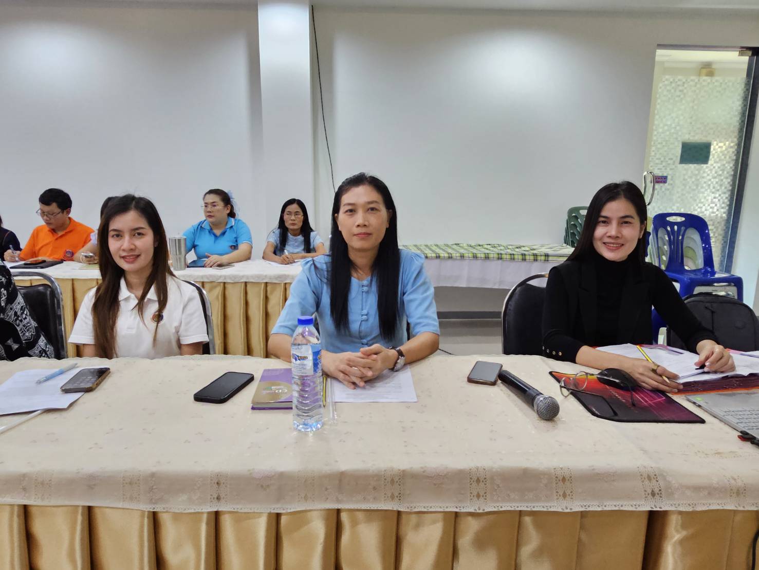 พช.หนองคาย ประชุมเตรียมความพร้อมพิธีมอบเงินพระราชทานขวัญถุงกองทุนแม่ของแผ่นดินและทอดผ้าป่าสมทบกองทุนแม่ของแผ่นดินและกองทุนป้องกันแก้ไขปัญหายาเสพติด ประจำปี 2567