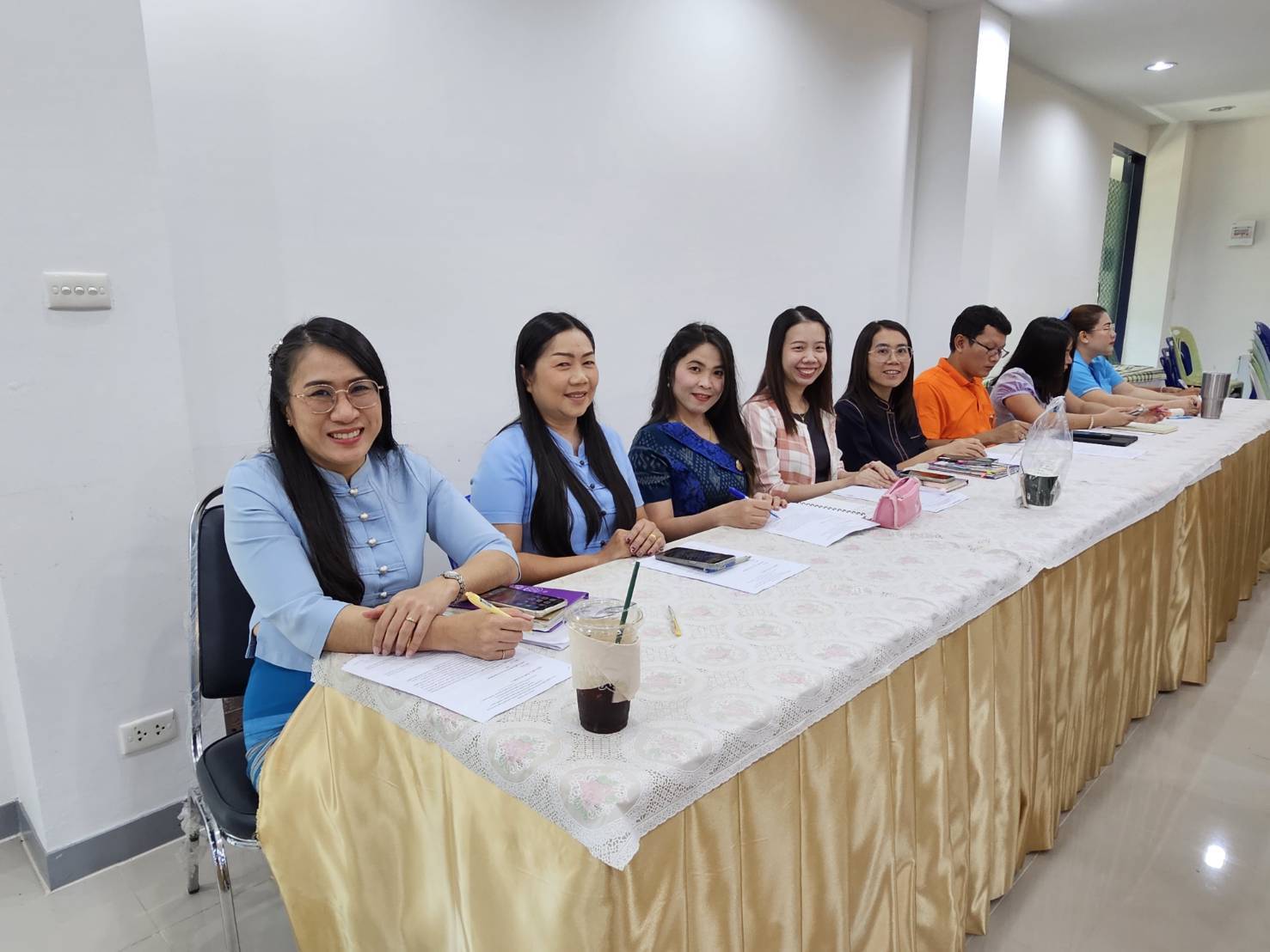พช.หนองคาย ประชุมเตรียมความพร้อมพิธีมอบเงินพระราชทานขวัญถุงกองทุนแม่ของแผ่นดินและทอดผ้าป่าสมทบกองทุนแม่ของแผ่นดินและกองทุนป้องกันแก้ไขปัญหายาเสพติด ประจำปี 2567