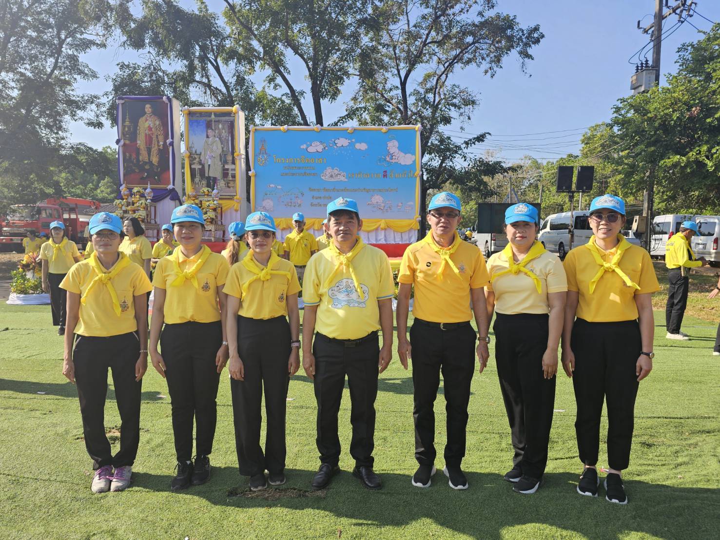 พช.หนองคาย ร่วมกิจกรรมจิตอาสาพัฒนา เนื่องใน “วันสมเด็จพระมหาธีรราชเจ้า” พระมหากษัตริย์รัชกาลที่ 6 แห่งพระบรมราชจักรีวงศ์