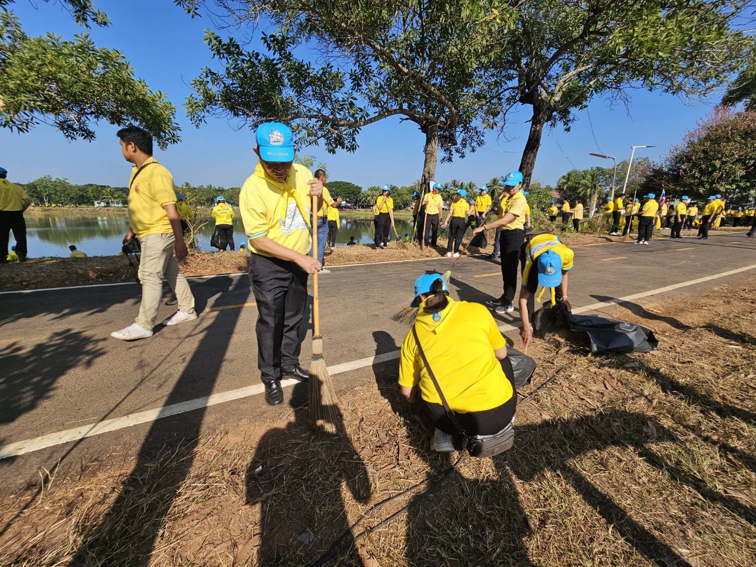 พช.หนองคาย ร่วมกิจกรรมจิตอาสาพัฒนา เนื่องใน “วันสมเด็จพระมหาธีรราชเจ้า” พระมหากษัตริย์รัชกาลที่ 6 แห่งพระบรมราชจักรีวงศ์