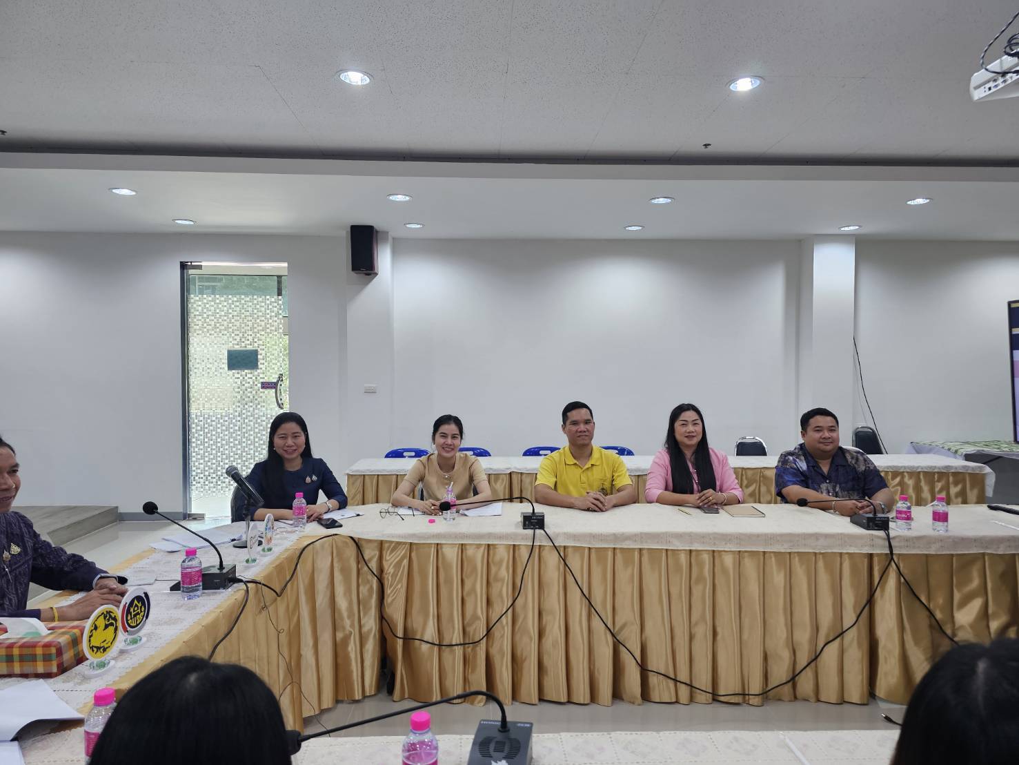 พช.หนองคาย ร่วมการประชุมกรมการพัฒนาชุมชน ครั้งที่ 11/2567 ผ่านระบบวิดีทัศน์ทางไกล (Video Conference)