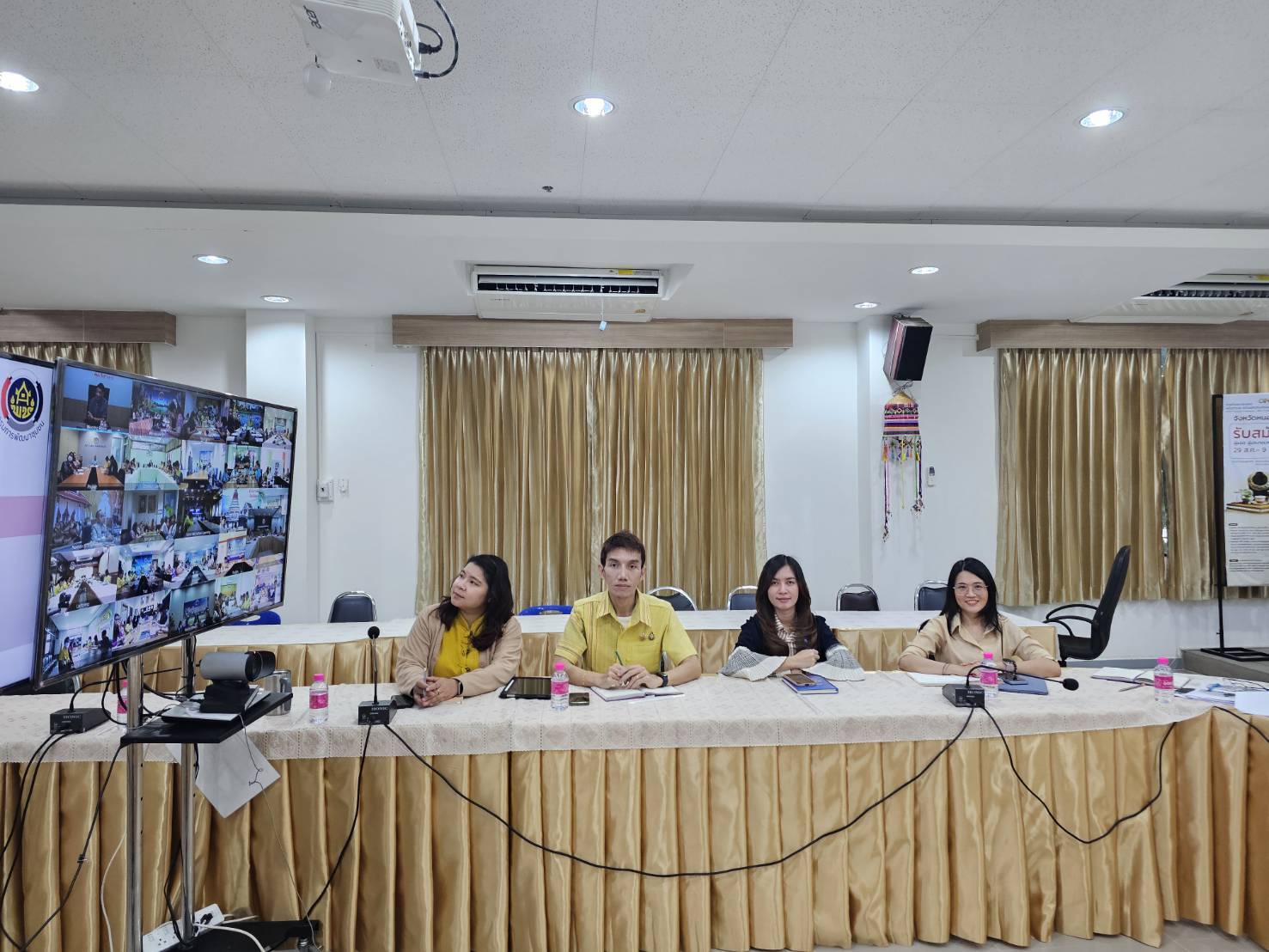 พช.หนองคาย ร่วมการประชุมกรมการพัฒนาชุมชน ครั้งที่ 11/2567 ผ่านระบบวิดีทัศน์ทางไกล (Video Conference)