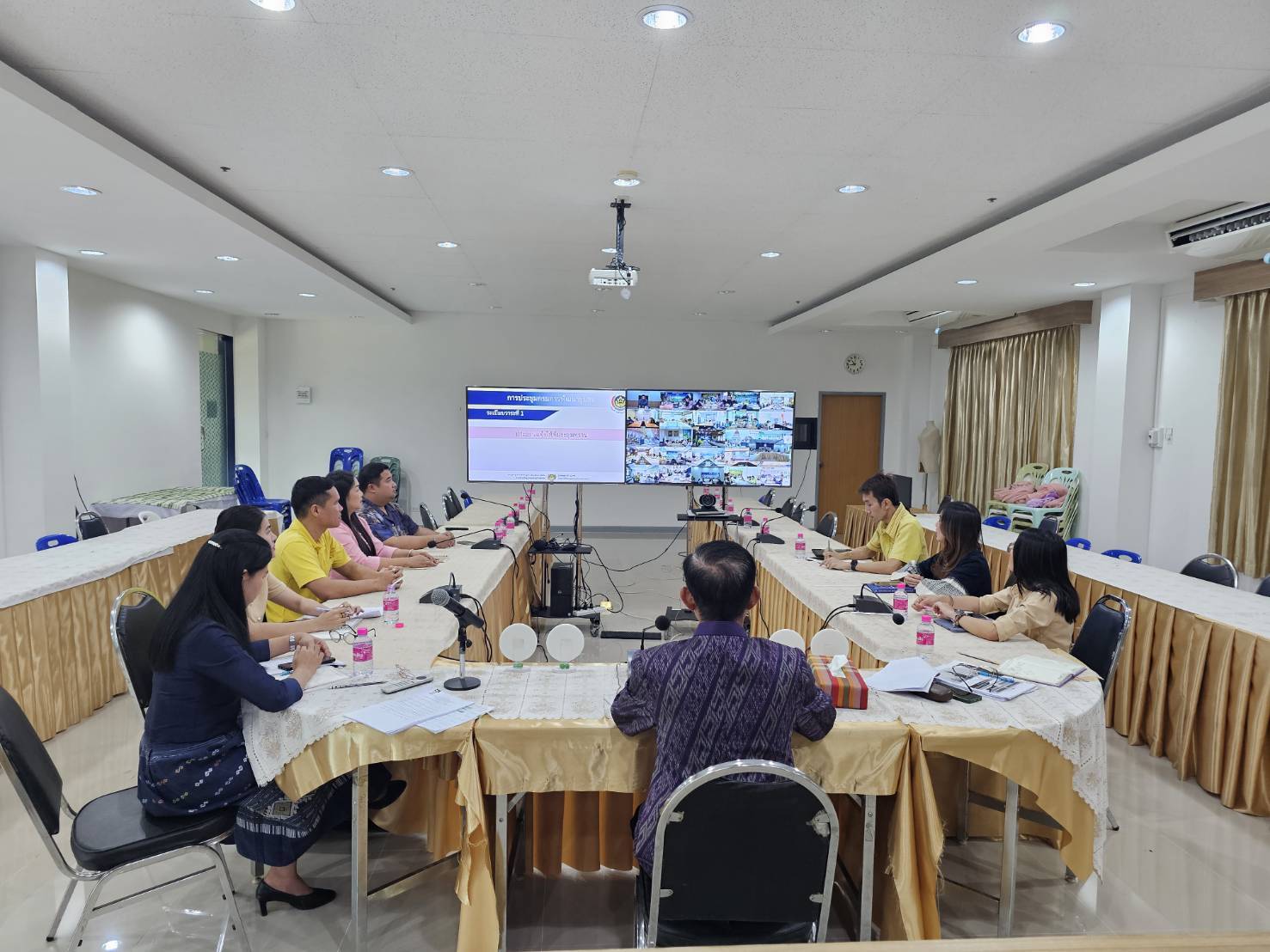 พช.หนองคาย ร่วมการประชุมกรมการพัฒนาชุมชน ครั้งที่ 11/2567 ผ่านระบบวิดีทัศน์ทางไกล (Video Conference)