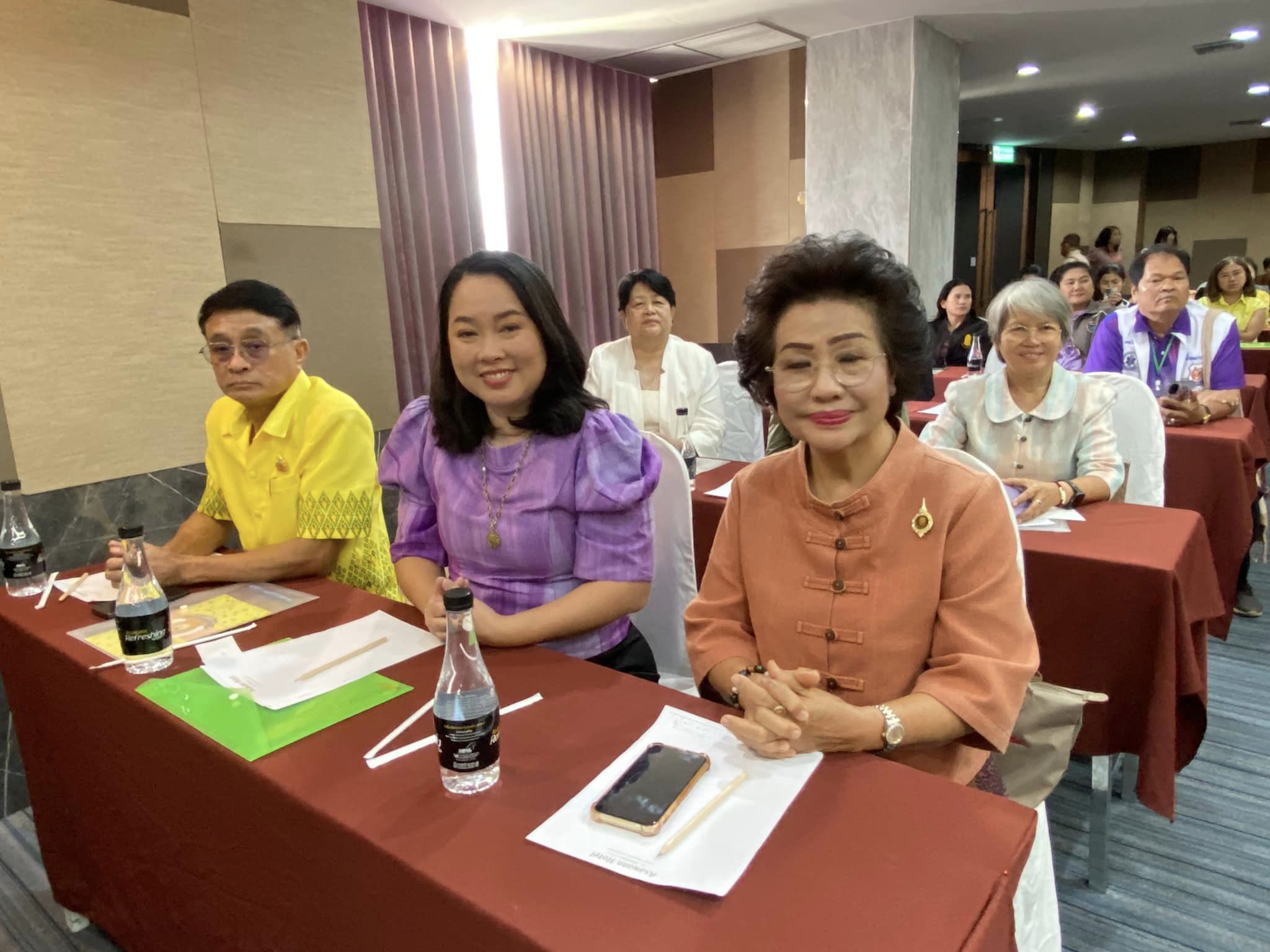 พช.หนองคาย ร่วมพิธีเปิดกิจกรรม โครงการส่งเสริมการท่องเที่ยวสามล้อเรืองแสง เฟส 3 flash – fun – food @หนองคาย