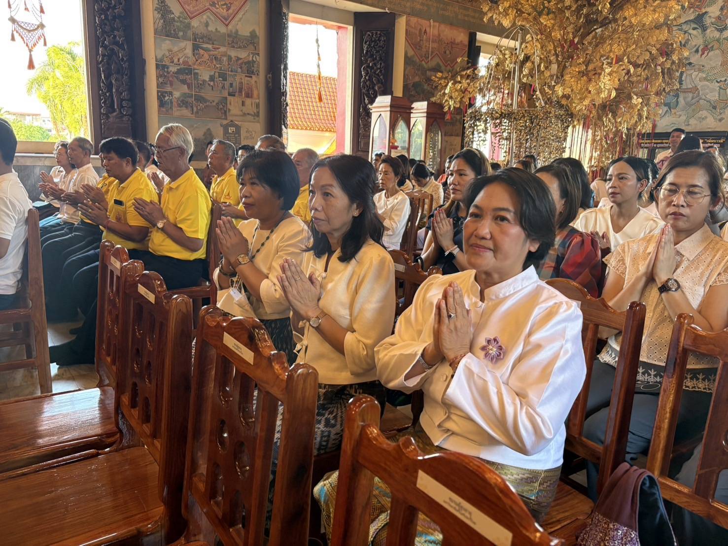 พช.หนองคาย ร่วมพิธีเจริญพระพุทธมนต์ สมโภชองค์พระกฐินพระราชทาน ณ พระอุโบสถวัดโพธิ์ชัย พระอารามหลวง