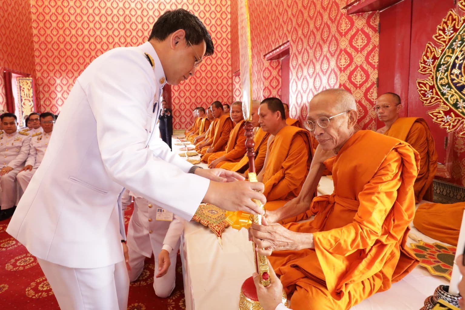 พช.หนองคาย ร่วมพิธีถวายผ้าพระกฐินพระราชทาน กรมการพัฒนาชุมชน ณ วัดศรีสุทธาวาส พระอารามหลวง ต.กุดป่อง อ.เมือง จ.เลย