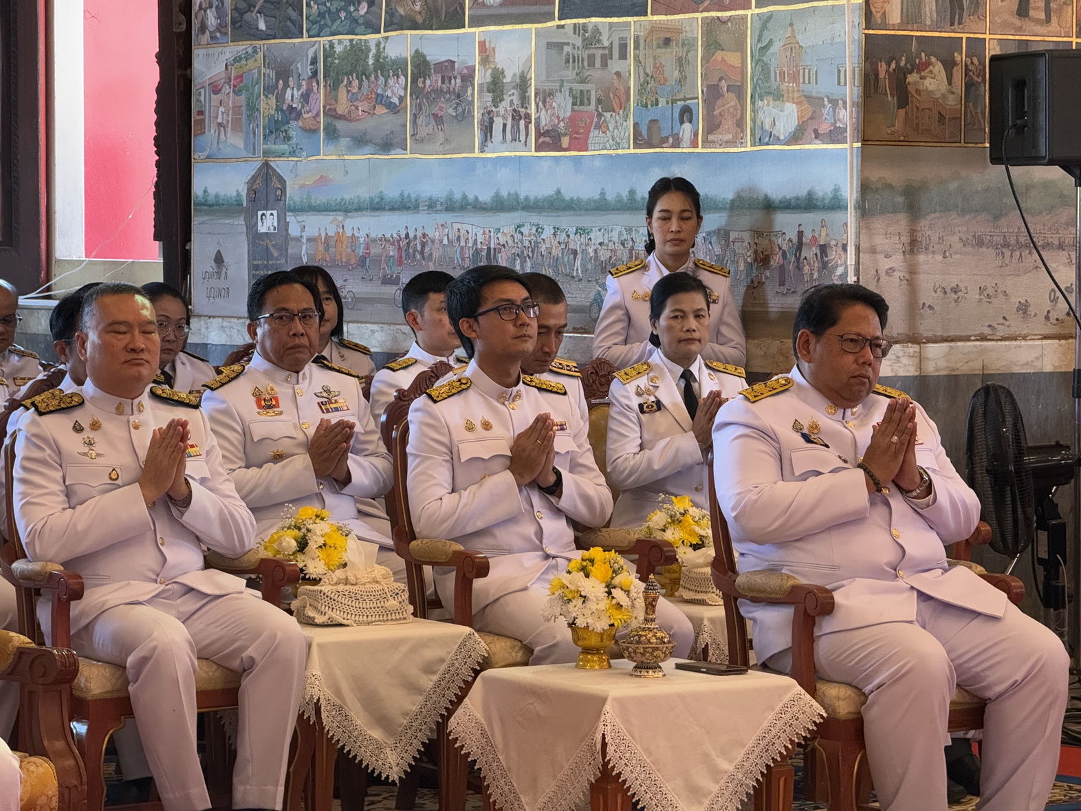 พช.หนองคาย ร่วมพิธีถวายผ้ากฐินพระราชทาน วัดโพธิ์ชัยพระอารามหลวง