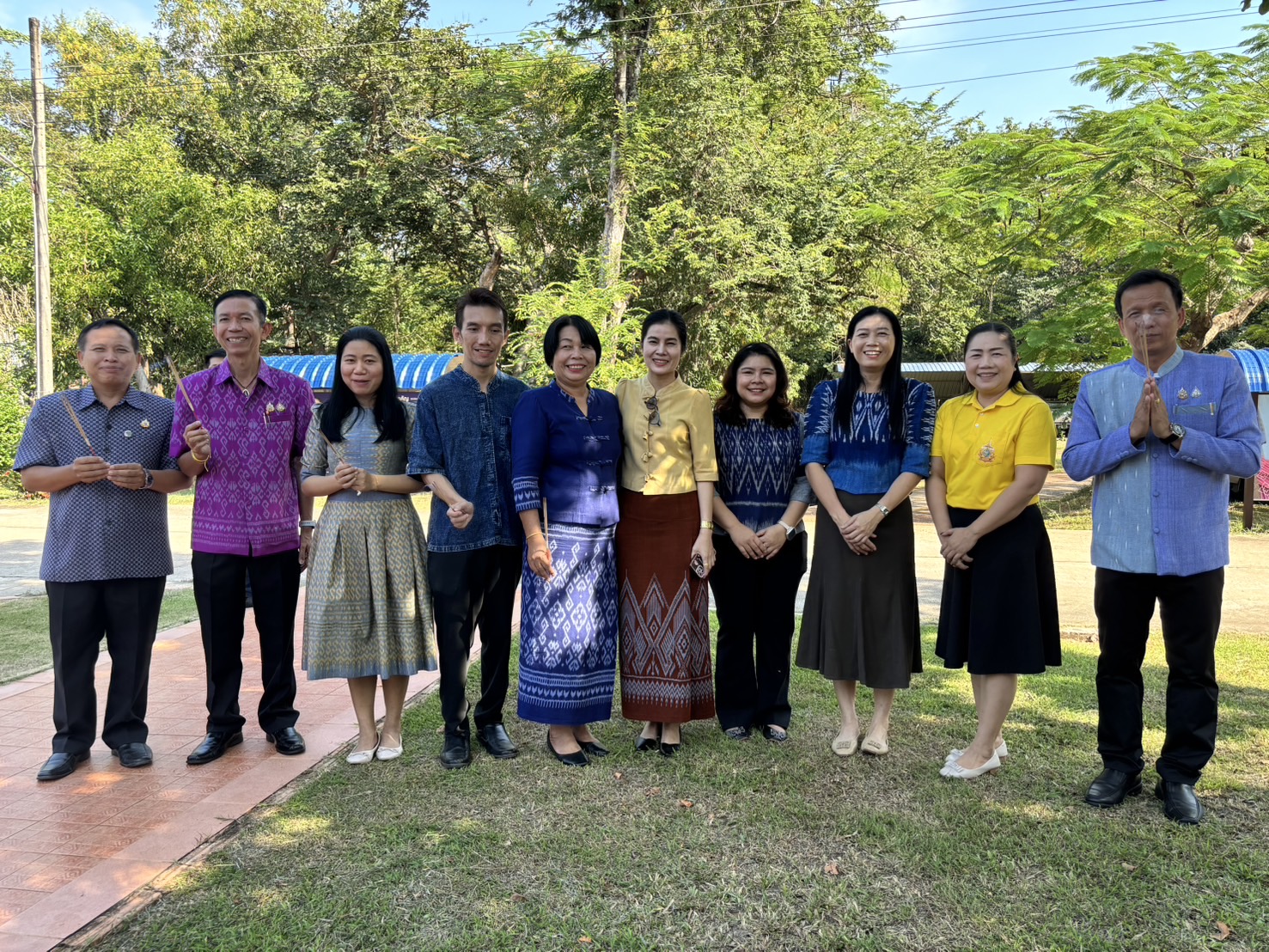 พช.หนองคาย ร่วมต้อนรับผู้ตรวจราชการกรมการพัฒนาชุมชน เนื่องในโอกาสย้ายมาปฏิบัติหน้าที่ ผู้อำนวยการศูนย์ศึกษาและพัฒนาชุมชนอุดรธานี