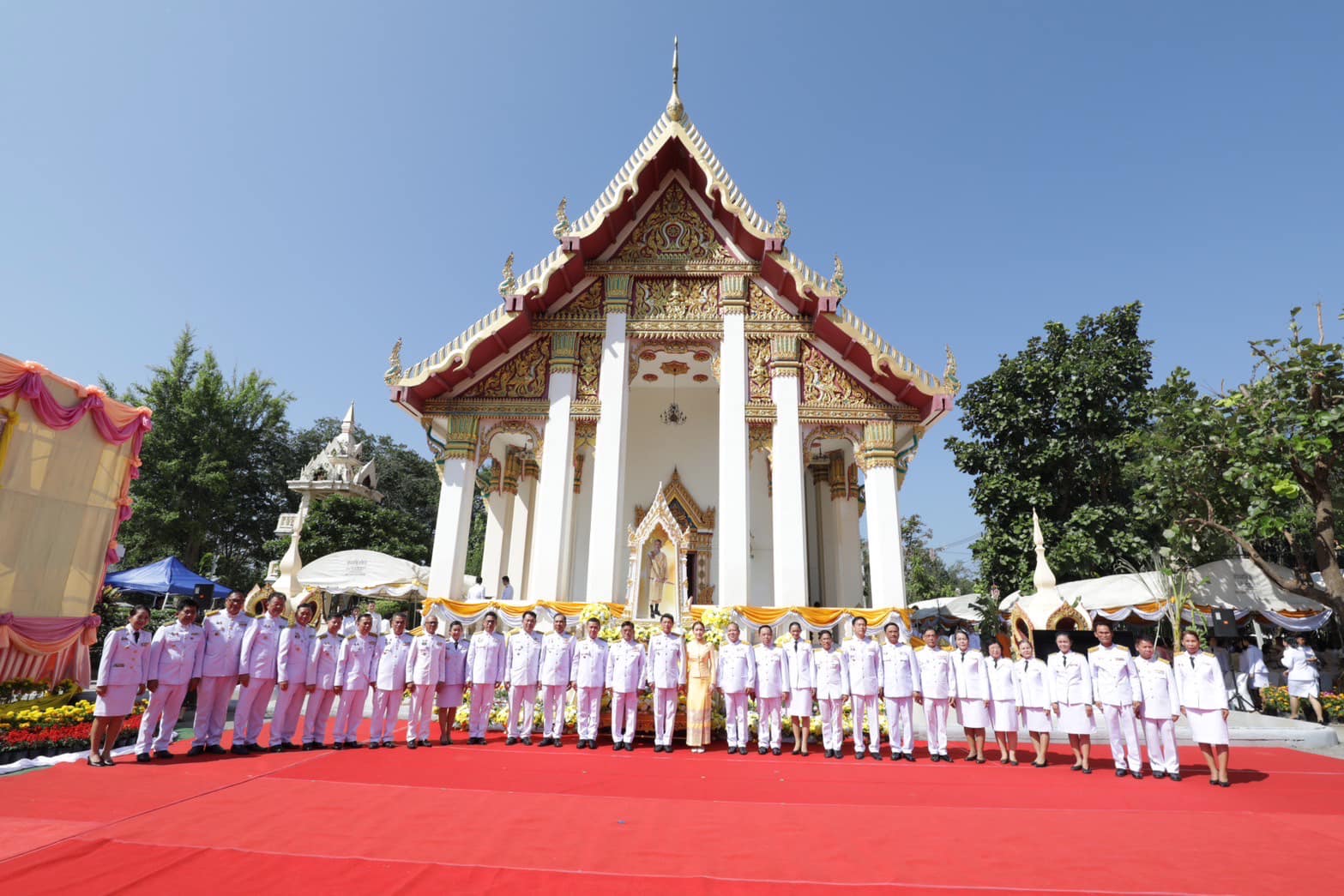 พช.หนองคาย ร่วมพิธีถวายผ้าพระกฐินพระราชทาน กรมการพัฒนาชุมชน ณ วัดศรีสุทธาวาส พระอารามหลวง ต.กุดป่อง อ.เมือง จ.เลย