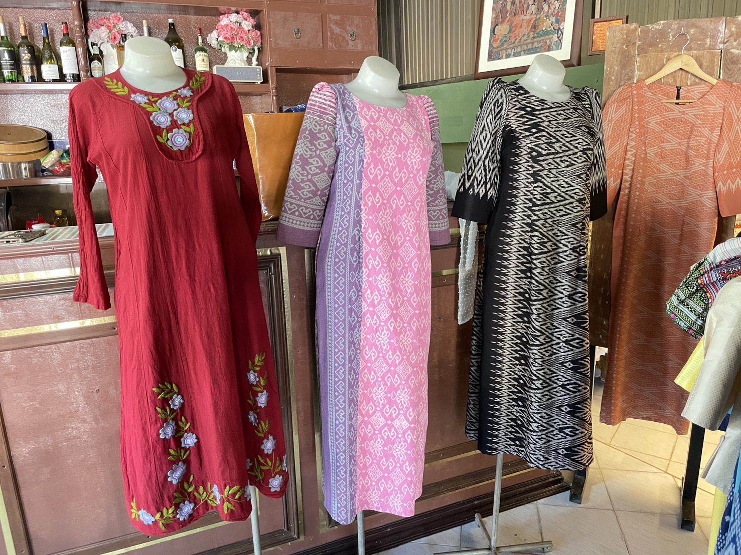 กองทุนฯ สตรี หนองคาย ลงพื้นที่ประเมินกลั่นกรองโครงการเงินทุนหมุนเวียน อำเภอสังคม อำเภอโพธิ์ตาก และอำเภอเมือง