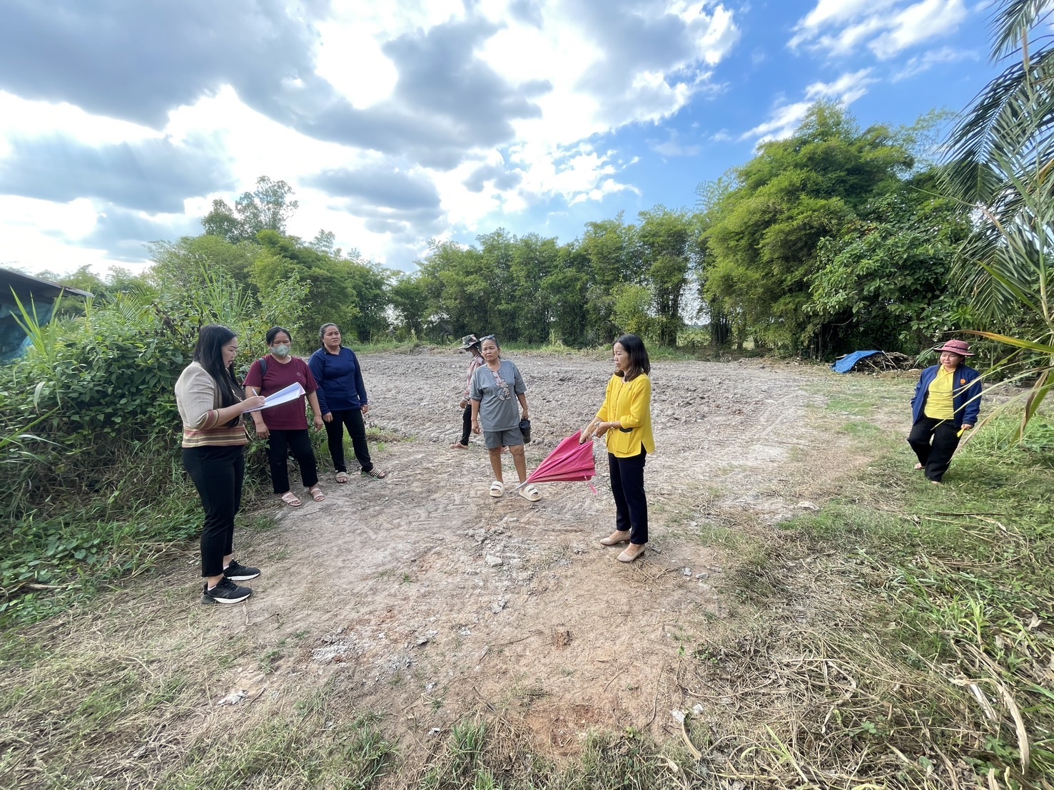 กองทุนฯ สตรี หนองคาย ลงพื้นที่ประเมินกลั่นกรองโครงการเงินทุนหมุนเวียน อำเภอท่าบ่อ