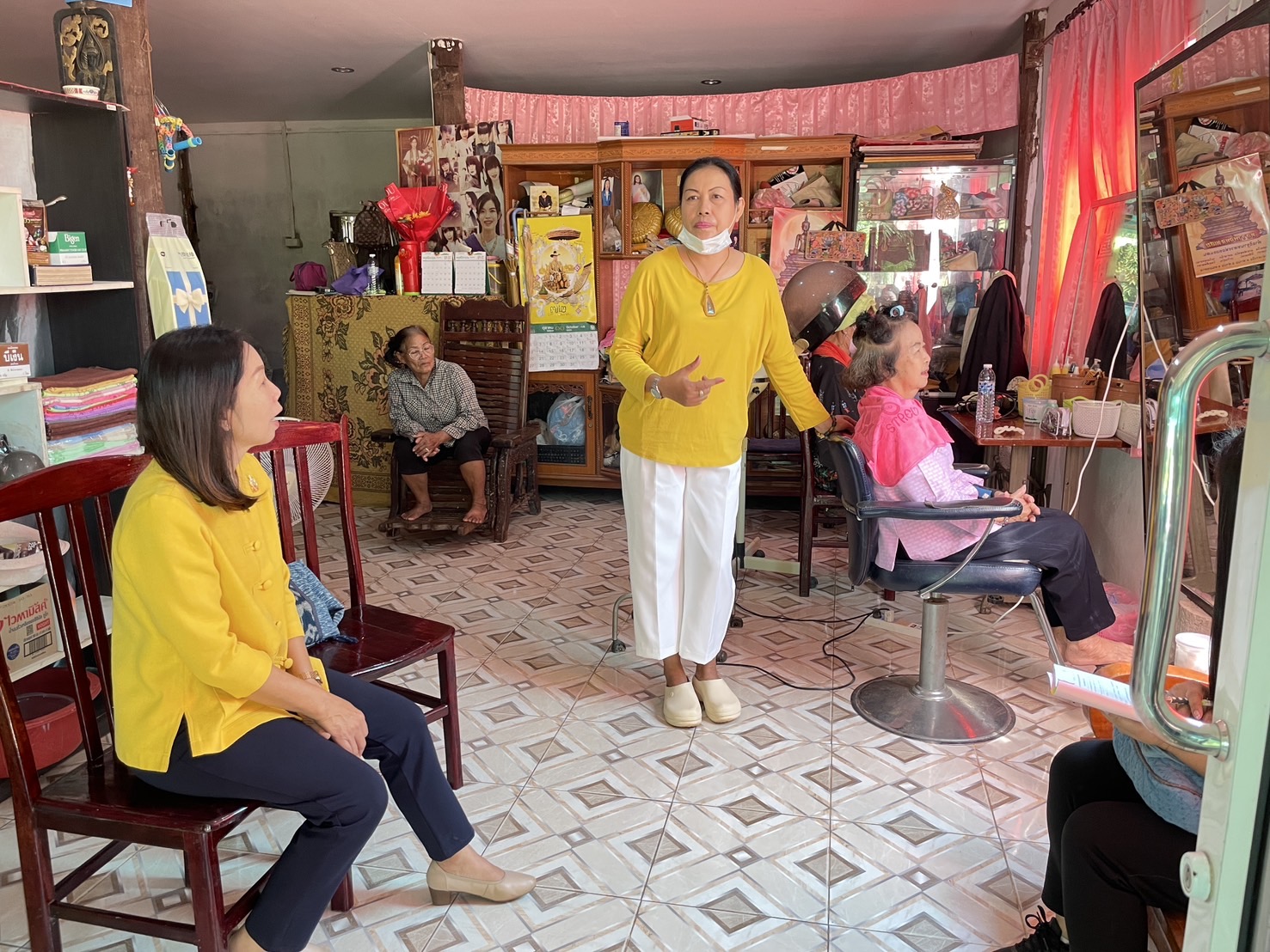 กองทุนฯ สตรี หนองคาย ลงพื้นที่ประเมินกลั่นกรองโครงการเงินทุนหมุนเวียน อำเภอท่าบ่อ