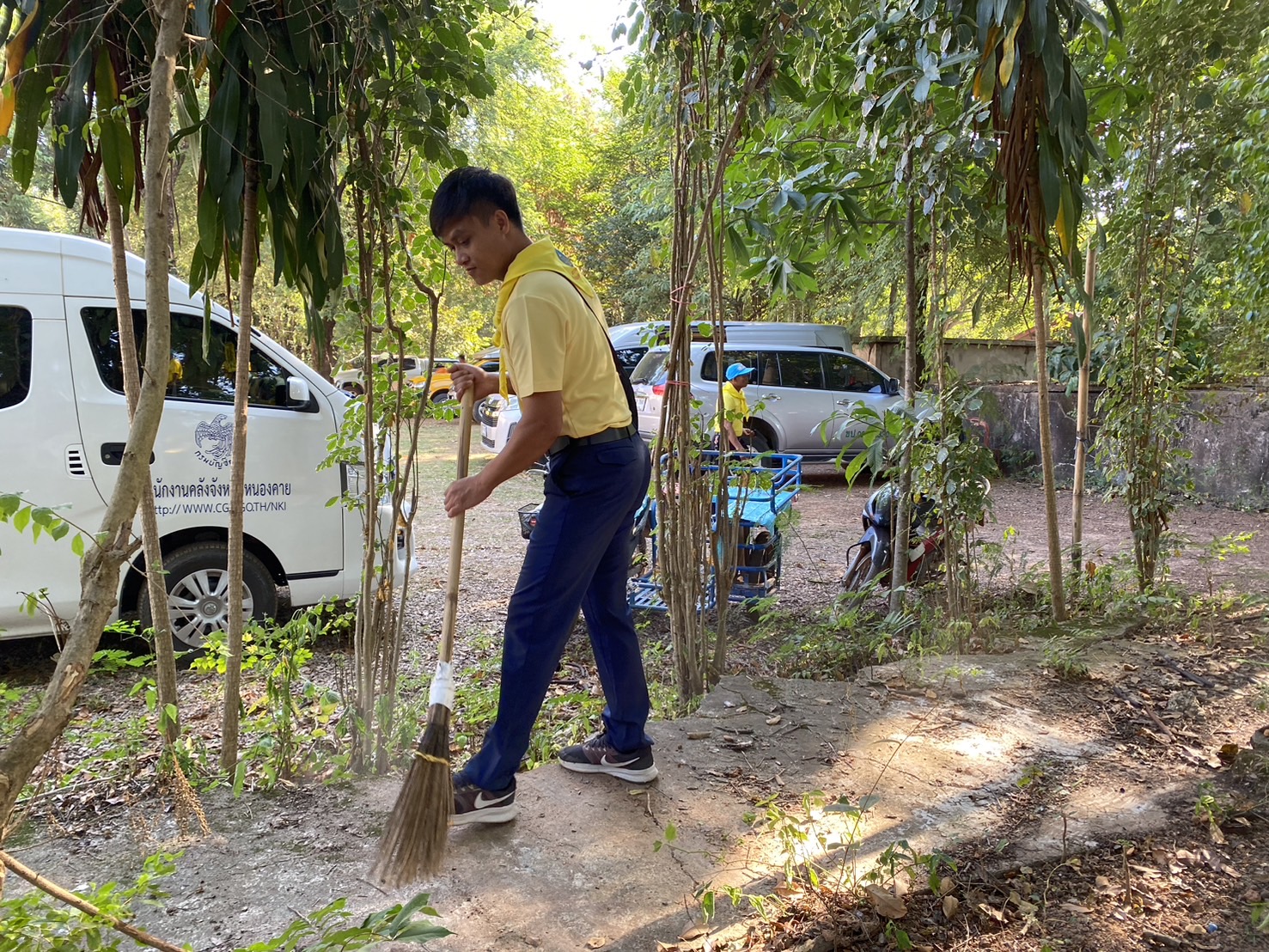 พช.หนองคาย ร่วมกิจกรรมจิตอาสาพัฒนา เนื่องในโอกาสวันคล้ายวันพระบรมราชสมภพ พระบาทสมเด็จพระบรมชนกาธิเบศร มหาภูมิพลอดุลยเดชมหาราช บรมนาถบพิตร วันชาติ และวันพ่อแห่งชาติ