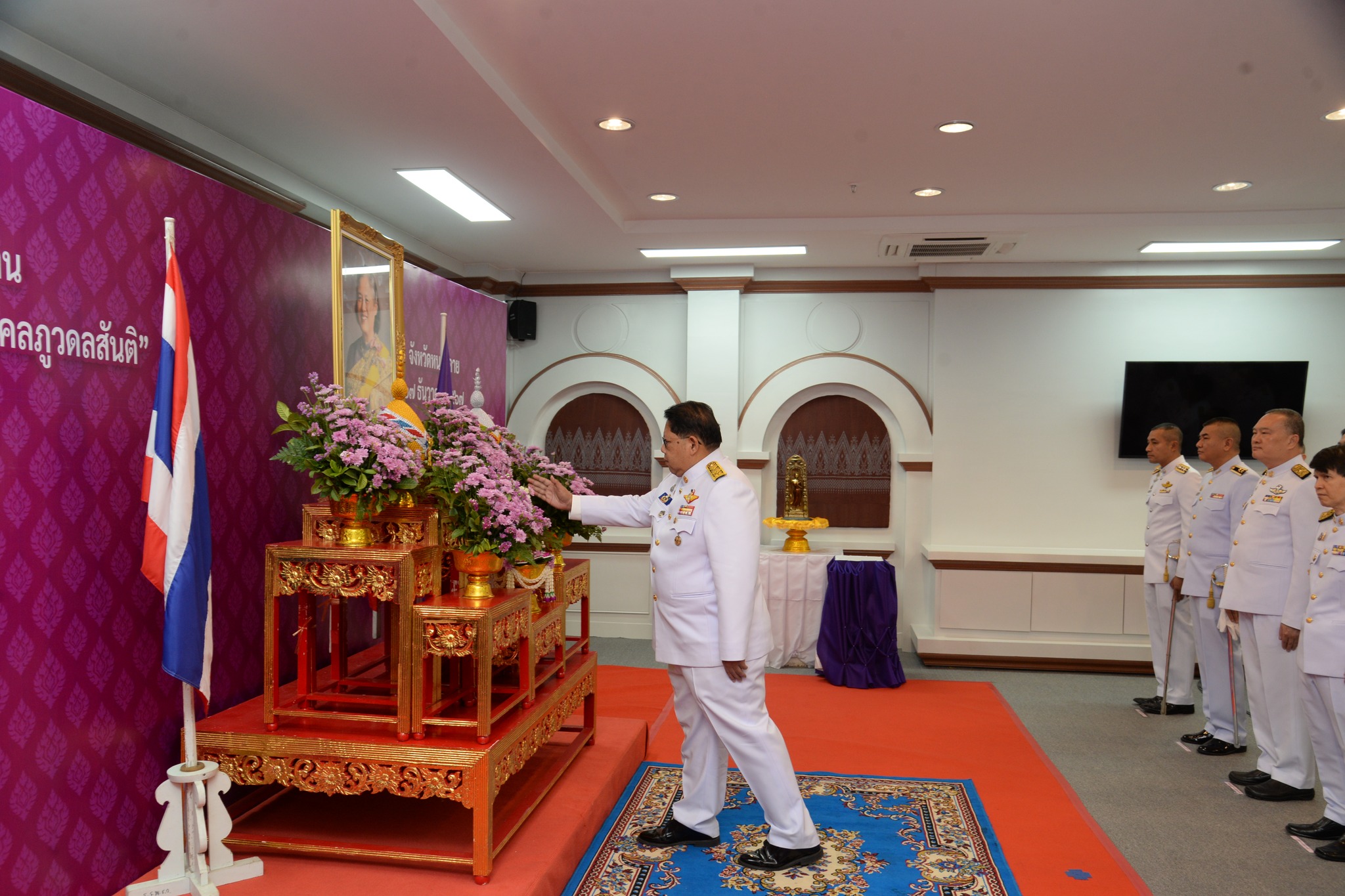 พช.หนองคาย ร่วมพิธีรับพระราชทาน พระพุทธสิรินธรเทพรัตน์มงคลภูวดลสันติ ประจำปี 2567 จังหวัดหนองคาย