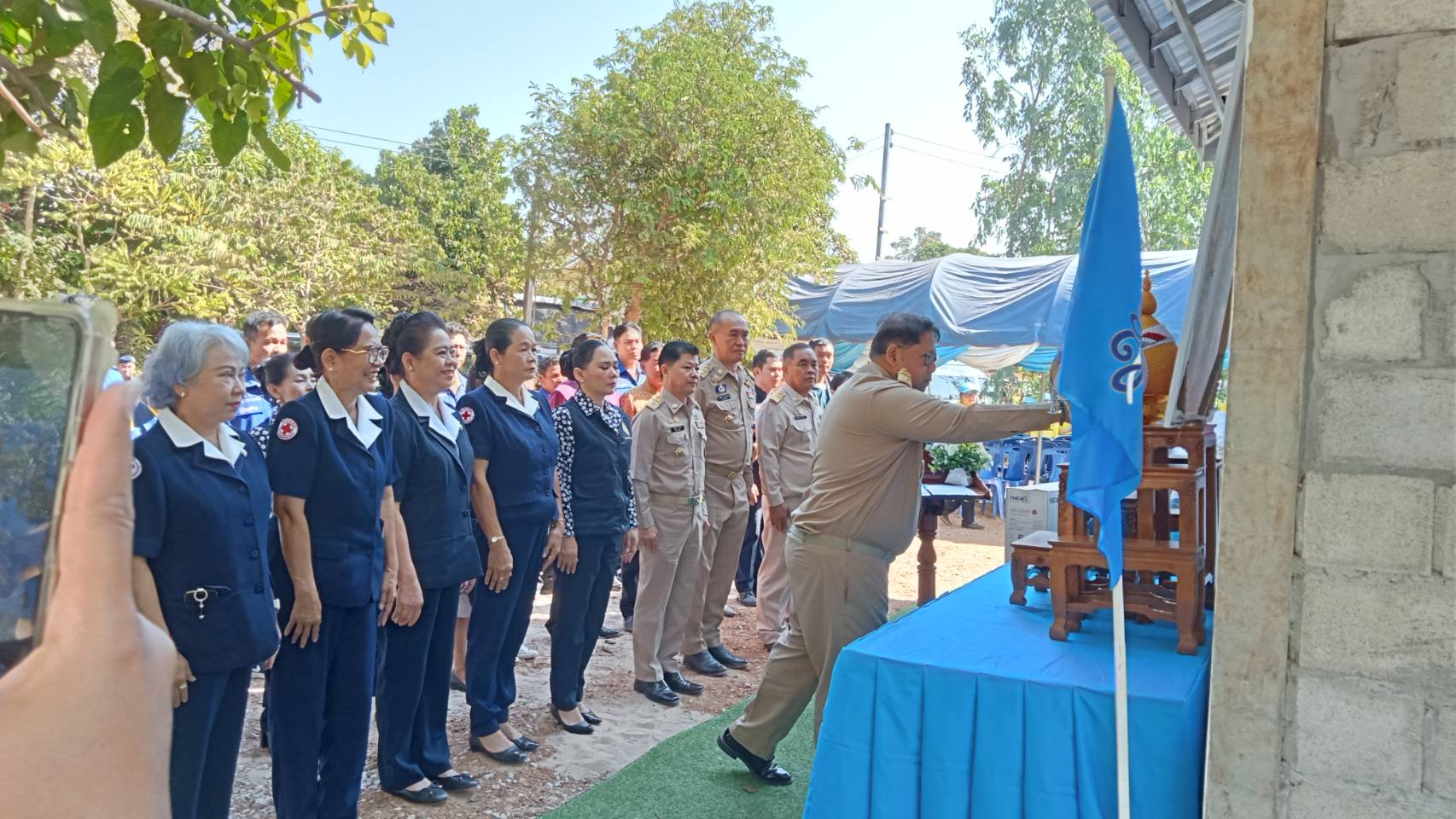 พช.หนองคาย ร่วมพิธีมอบบ้าน โครงการ “บ้านกาชาดสร้างสุข จังหวัดหนองคาย เพื่อเฉลิมพระเกียรติ สมเด็จพระนางเจ้าสิริกิติ์ พระบรมราชินีนาถ พระบรมราชชนนีพันปีหลวง เนื่องในโอกาสเฉลิมพระชนมพรรษา 92 พรรษา” ณ อ.เฝ้าไร่ จ.หนองคาย