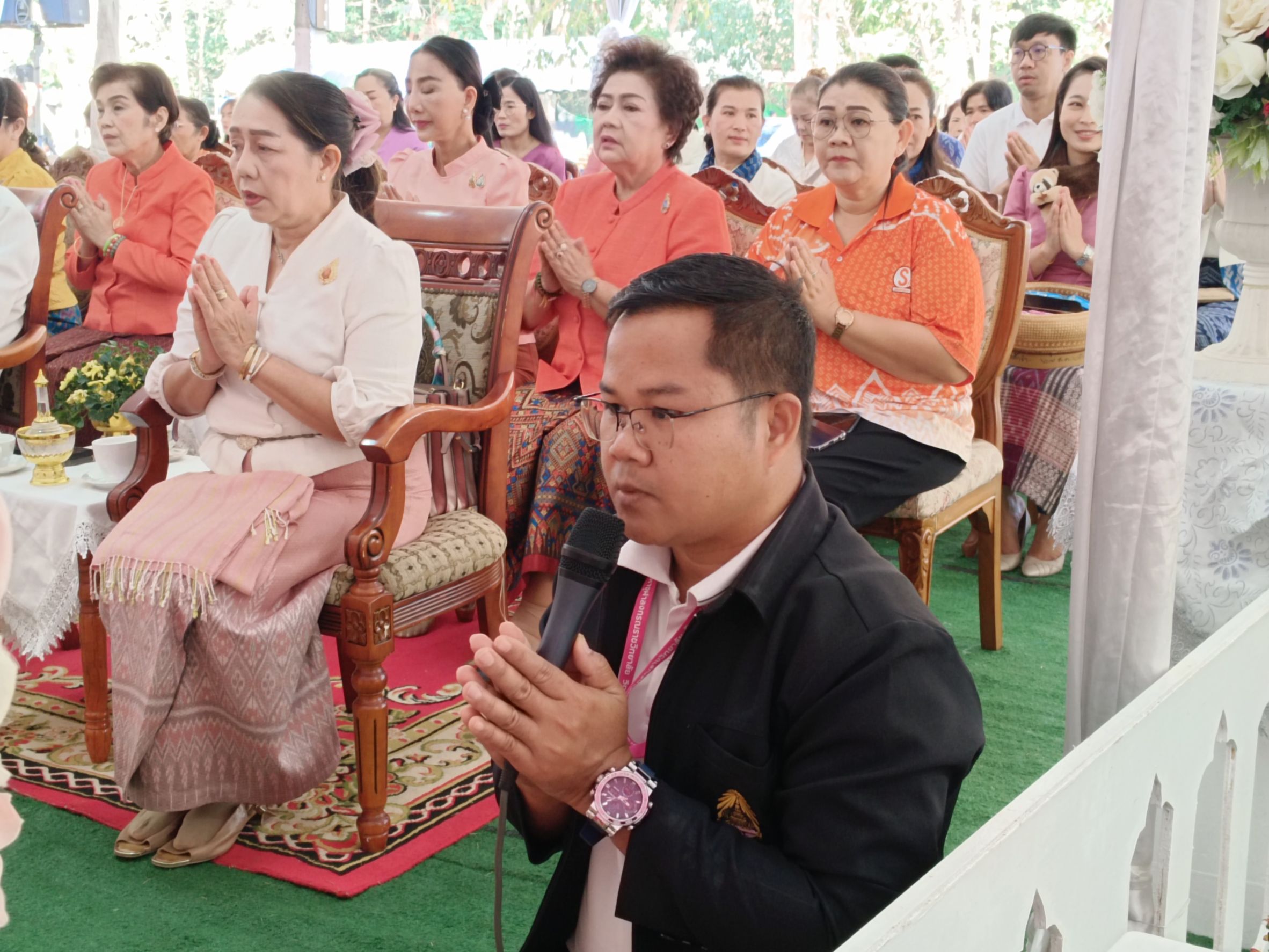 พช.หนองคาย ร่วมอุปถัมภ์ภัตตาหารเช้า และร่วมทำบุญตักบาตร เพื่อสนับสนุนโครงการปฏิบัติวิปัสสนากัมมัฏฐานนิสิต ประจำปีการศึกษา 2567