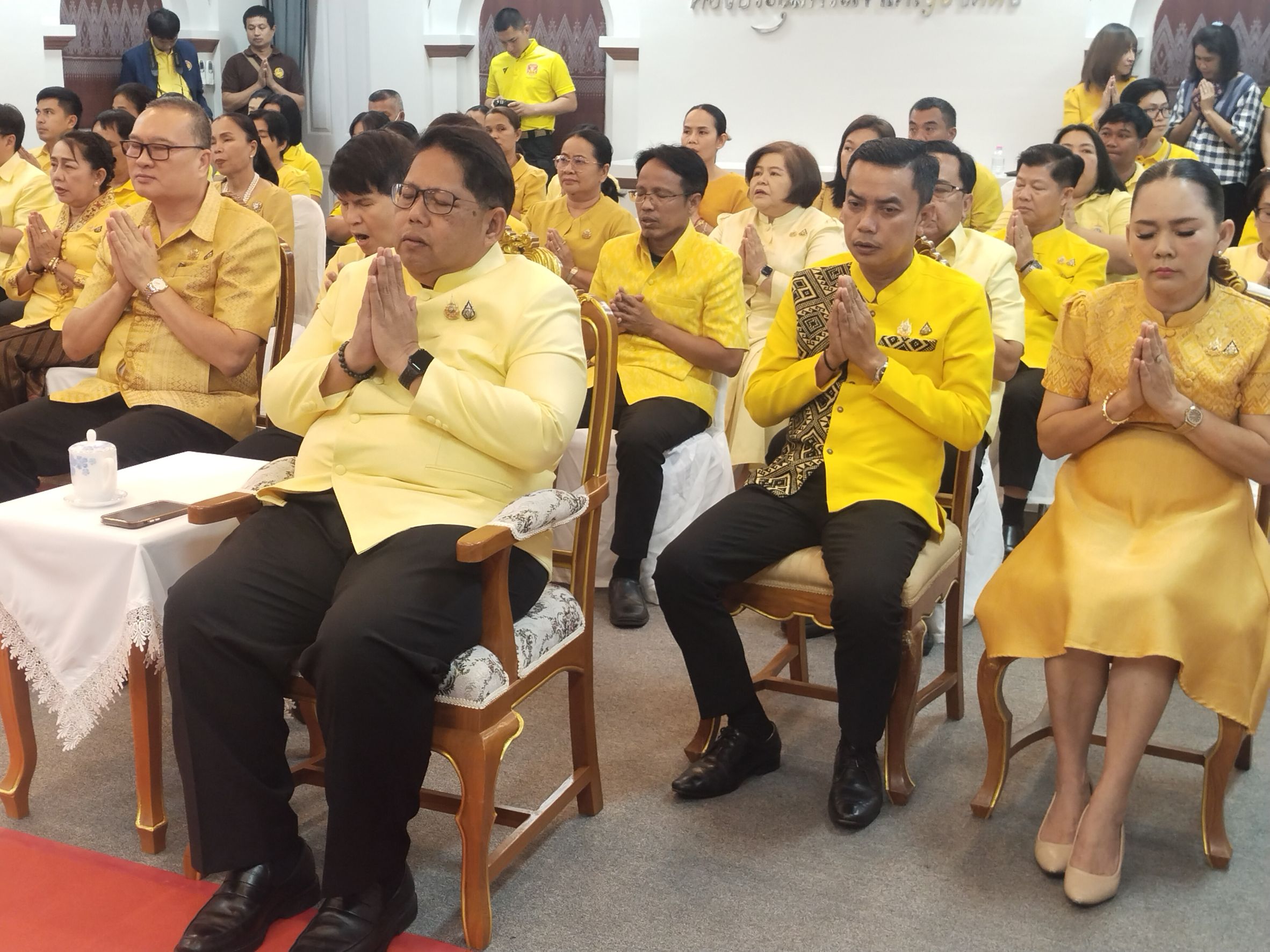 พช.หนองคาย ร่วมโครงการวัด ประชา รัฐ สร้างสุข ทั่วประเทศ ร่วมกิจกรรมรวมพลังสร้างสัปปายะสู่วัดด้วยวิถี 5 ส (Big Cleaning Day) และพิธีเจริญพระพุทธมนต์ฯ เพื่อถวายเป็นพระราชกุศลแด่พระบาทสมเด็จพระบรมชนกาธิเบศร มหาภูมิพลอดุลยเดชมหาราช บรมนาถบพิตร เนื่องในโอกาสวันคล้ายวันพระบรมราชสมภพ