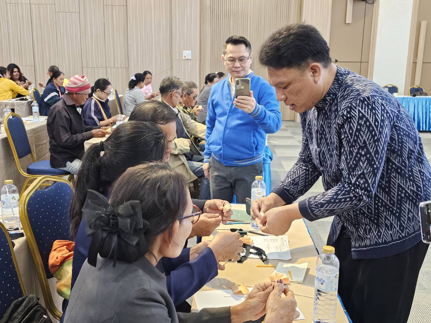 พช.หนองคาย ดำเนินโครงการพัฒนาและยกระดับคุณภาพชีวิตครัวเรือนยากจน ตามแนวทางสัมมาชีพชุมชนสู่ความยั่งยืน กิจกรรมอบรมเชิงปฏิบัติการเมนูอาชีพกับการพัฒนาคุณภาพชีวิตที่ยั่งยืน รุ่นที่ 2 ภายใต้โครงการสืบสานภูมิปัญญาพัฒนาเศรษฐกิจฐานรากสู่ความยั่งยืน