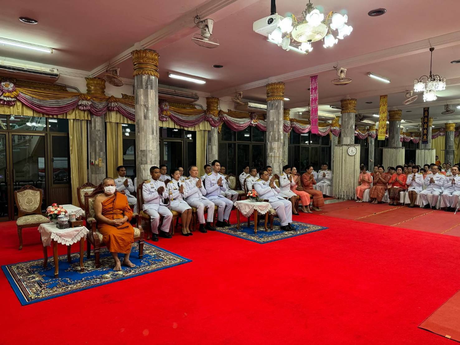 พช.หนองคาย ร่วมพิธีทำบุญตักบาตรเพื่อถวายเป็นพระกุศล เนื่องในวันคล้ายวันประสูติ สมเด็จพระเจ้าลูกเธอ เจ้าฟ้าพัชรกิติยาภา นเรนทิราเทพยวดี กรมหลวงราชสาริณีสิริพัชร มหาวัชรราชธิดา