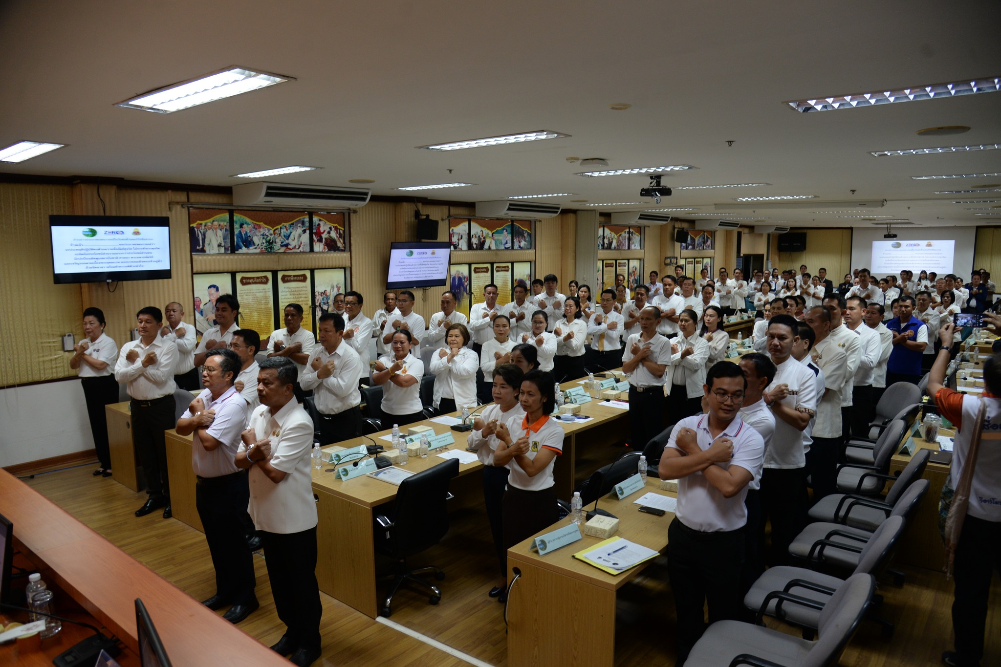 พช.หนองคาย ร่วมงานวันต่อต้านคอร์รัปชันสากล(ประเทศไทย) จังหวัดหนองคาย พร้อมประกาศเจตนารมณ์ต่อต้านการทุจริตและแสดงเชิงสัญลักษณ์การต่อต้านการทุจริต